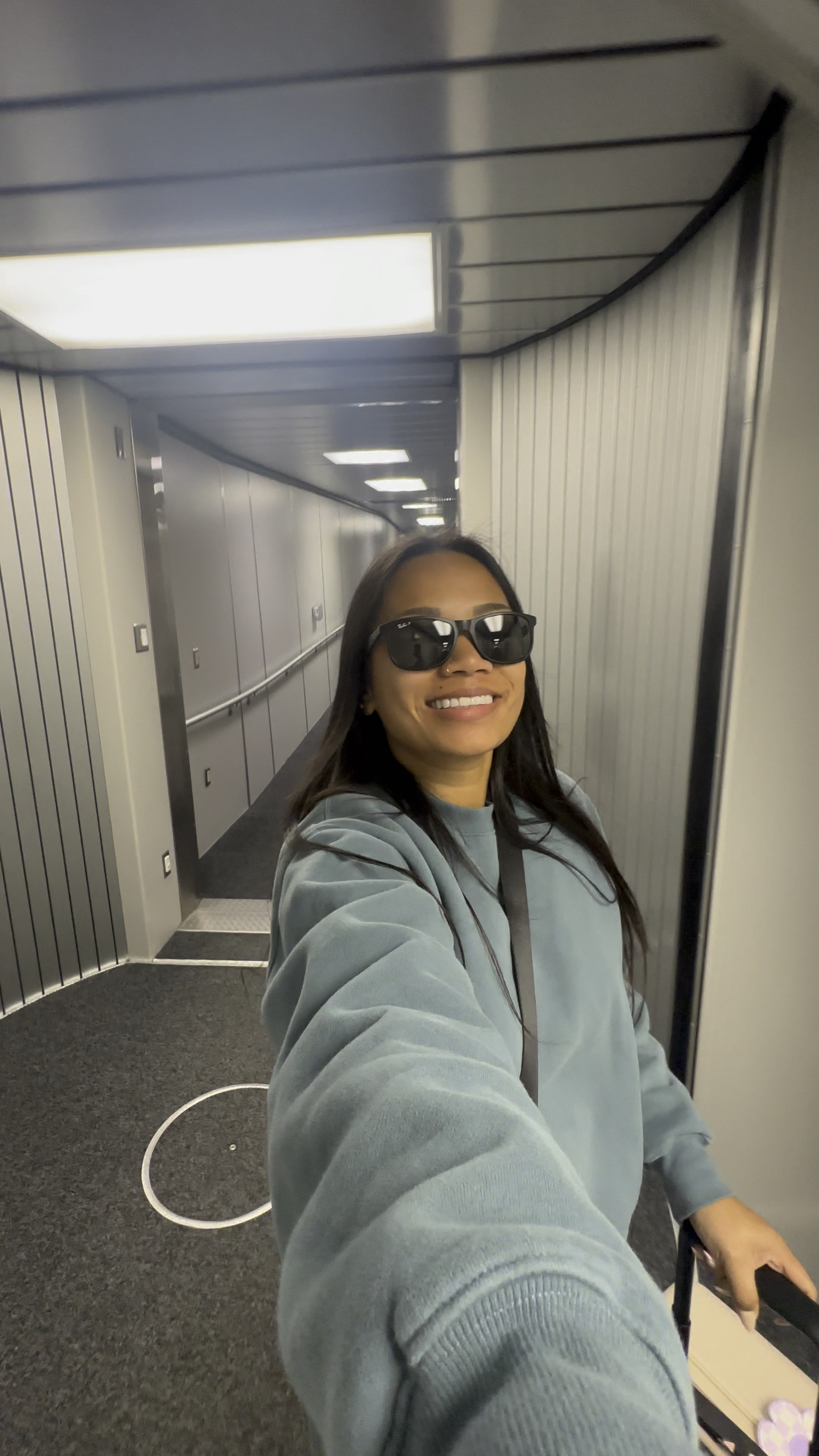 

My travel outfit today is a matching set from @aritzia, size Small 💙 it was gifted to me by a close friend, and absolutely love the color!

Airport outfit, airplane outfit, comfy athleisure, travel day outfit, sweat set, matching sweat outfit, midsize loungewear


#LTKHoliday #LTKTravel #LTKMidsize