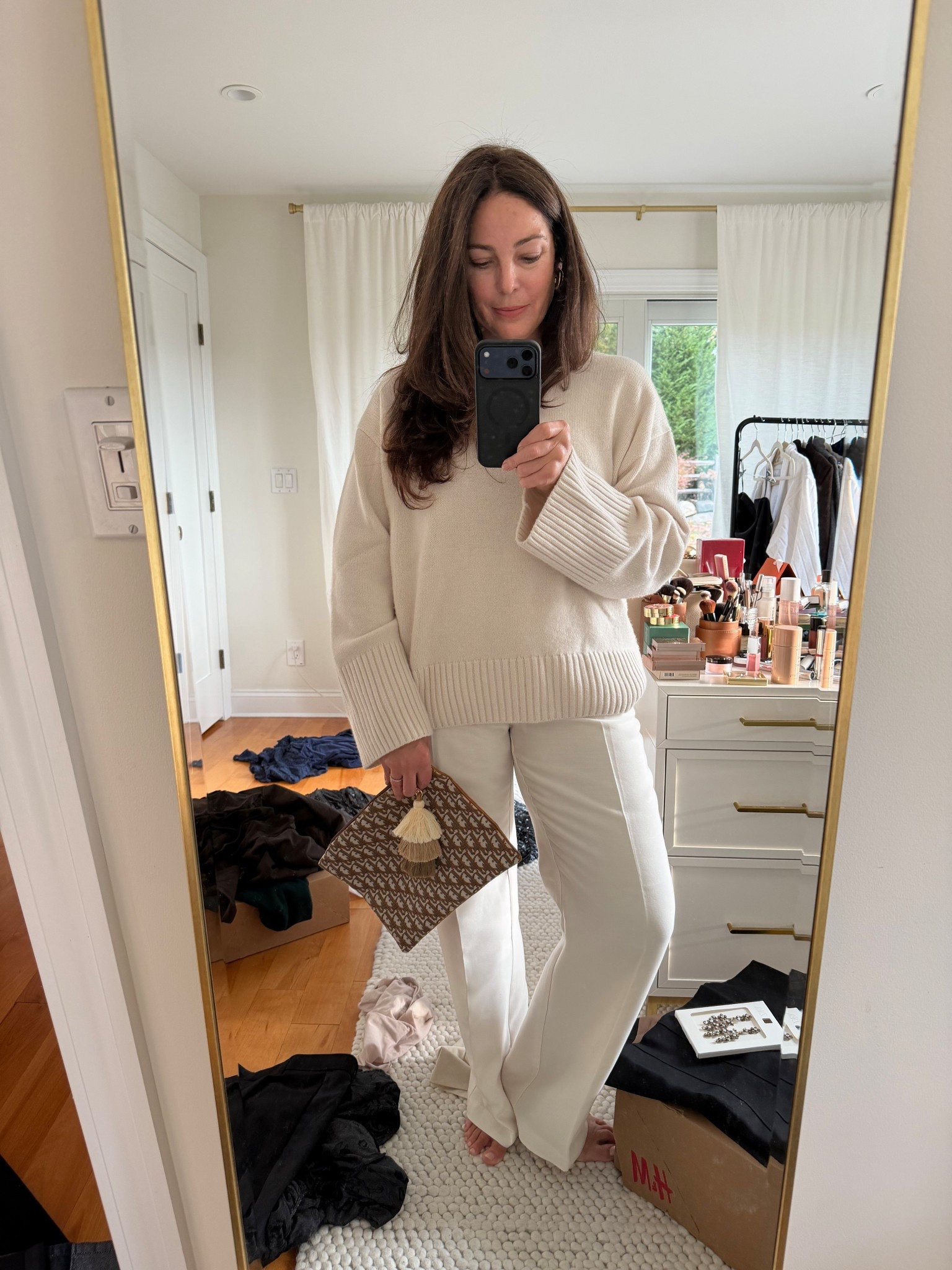 The perfect thanksgiving look as long as you don’t have small children 

#LTKOver40 #LTKHoliday #LTKMidsize