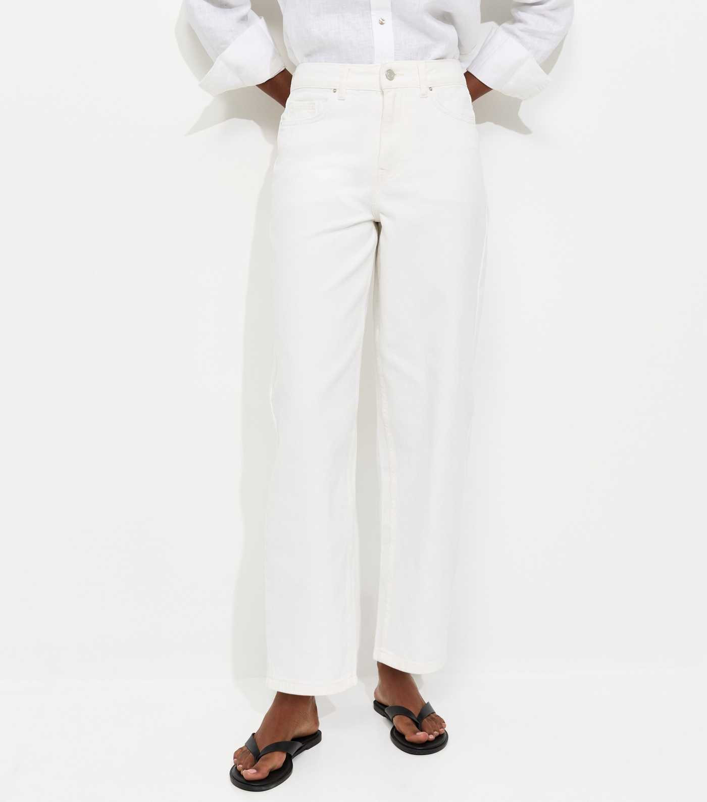 Off White Denim Cropped Tapered Ankle Grazer Barrel Leg Jeans | New Look | New Look (UK)