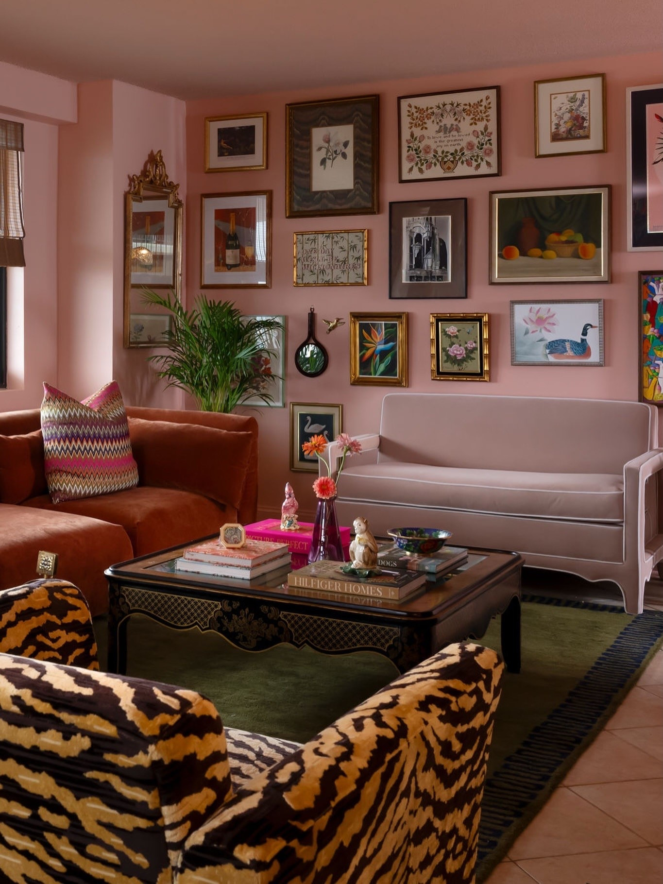 Looking back at my first email from my client Natalie, her worst fear was having a boring apartment. So thrilled to reveal one of our latest completed projects in Hudson County, NJ - there is nothing boring about it! 

Photography by @torisikkemaphotography 

#maximalistinteriors #hudsoncounty #njinteriordesign #colorfulhome #collectedhome