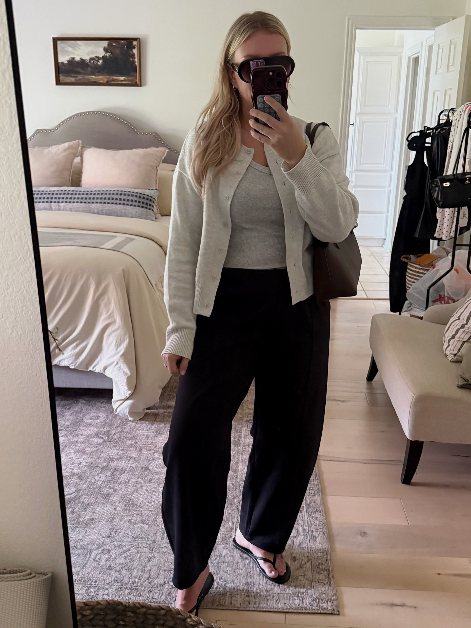 #tuesday #ootd #errands 

#LTKgrwm #LTKootd #LTKmomlife