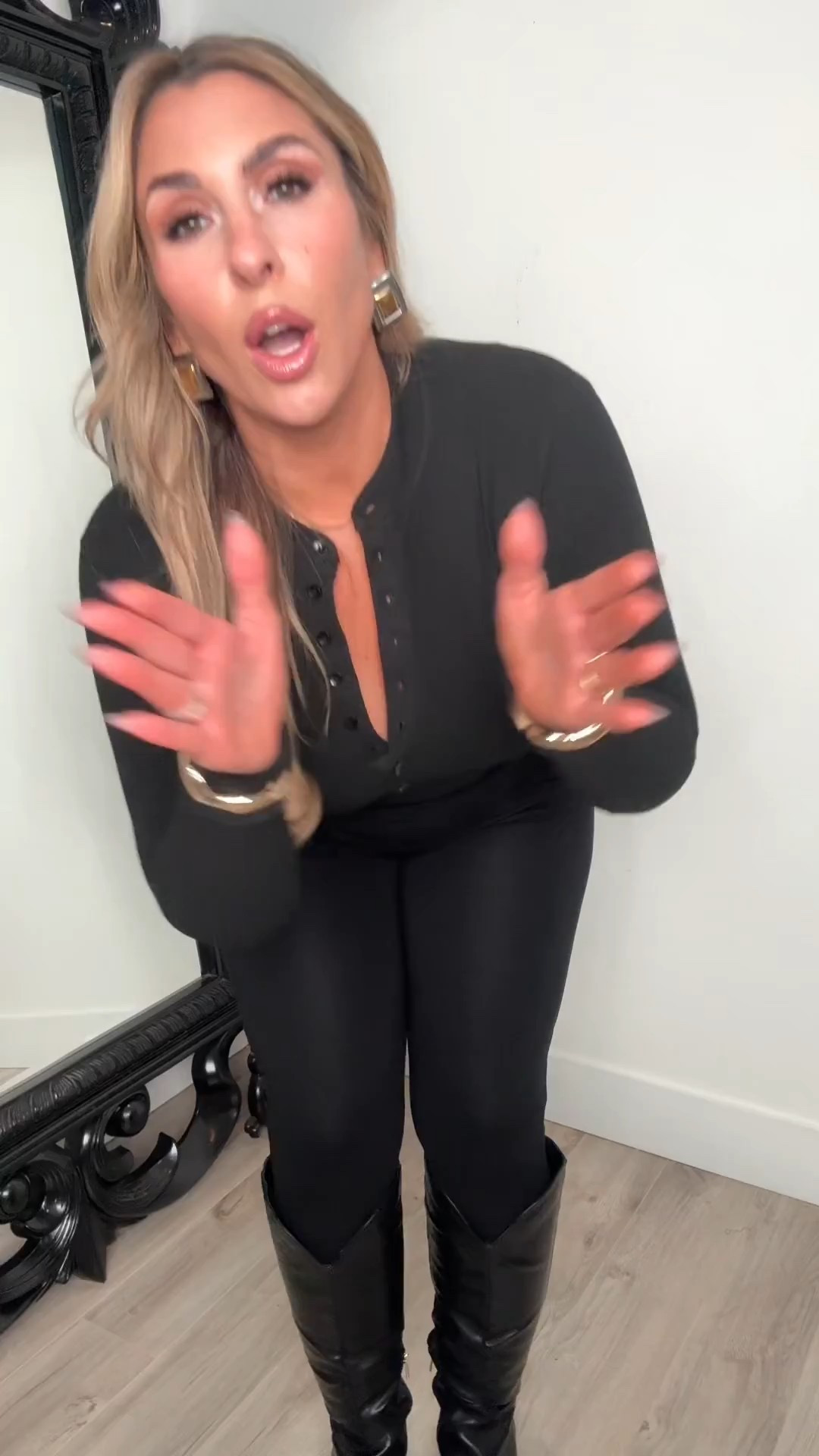 Thanksgiving Fall Look

amazing compressive and flattering leggings size XL
poncho one size
long sleeve L ( my fav basic long sleeve) 
wide calf boots (up to 16.75 inch)  also linked other favs that I have and love 
#LTKShoeCrush #LTKStyleTip

#LTKHoliday