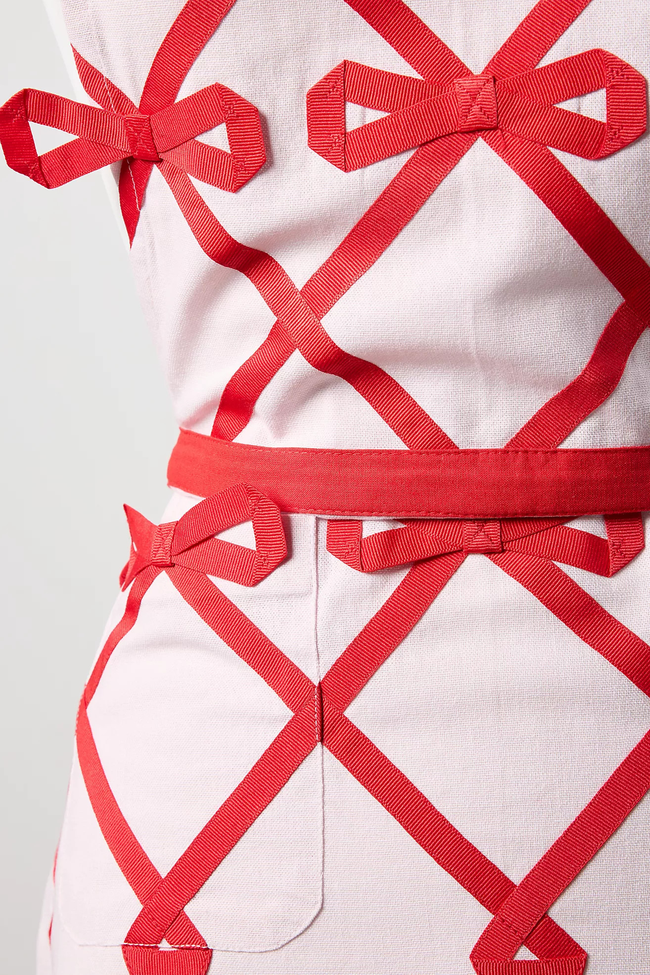 Benedita Bow Apron | Anthropologie (US)