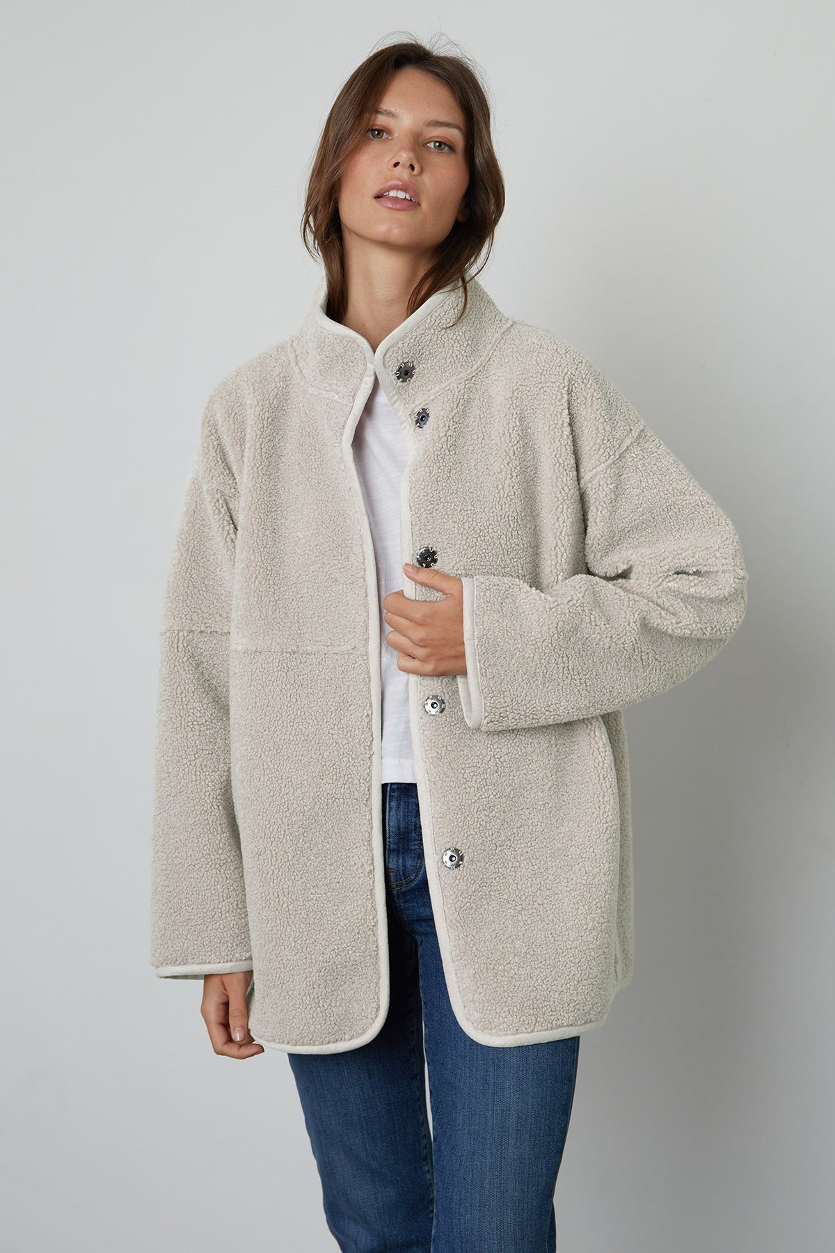 ALBANY LUX SHERPA REVERSIBLE JACKET | Velvet by Graham & Spencer