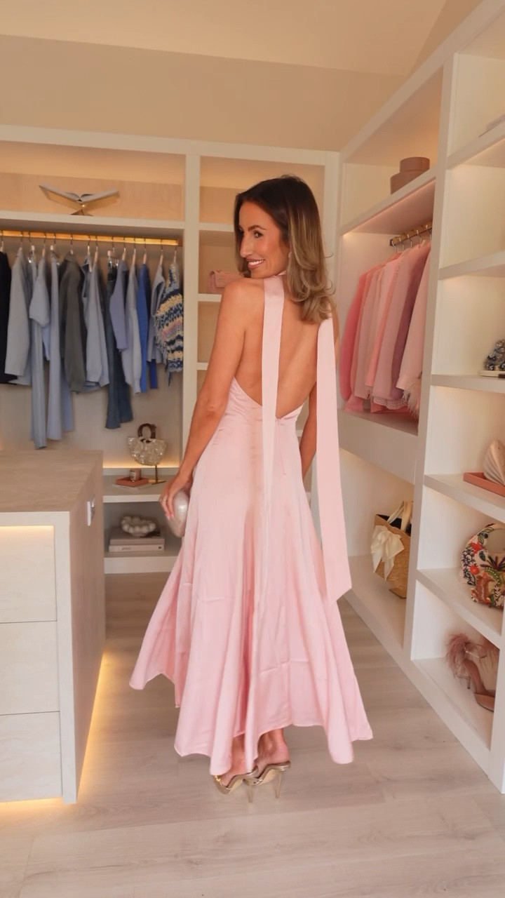 H&M haul 🌸

Pink dress: size XXS 
Floral top: size Xs 
Floral skirt: size 6 
Yellow floral dress: size XXS
pink floral dress: size XXS 
Satin dress: size XXS 


#LTKuk #LTKstyletip #LTKspring