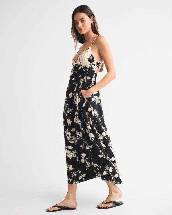 Bra-Free Clasp-Back Flowy Maxi Dress | Abercrombie & Fitch (US)