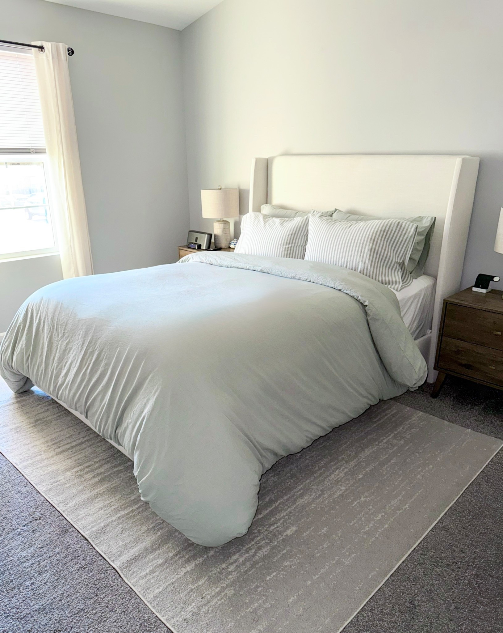 My upholstered bed and gray striped rug are on sale 💫 bed is in the color zuma white

#waydaydeal #wayfair #bedroomdecor #sagegreenbedding #homedecor #amazon #amazonfinds #sale #homefinds #duvet #linenbedding #bedroominspo #cozyhome

#LTKFindsUnder100 #LTKHome #LTKSaleAlert