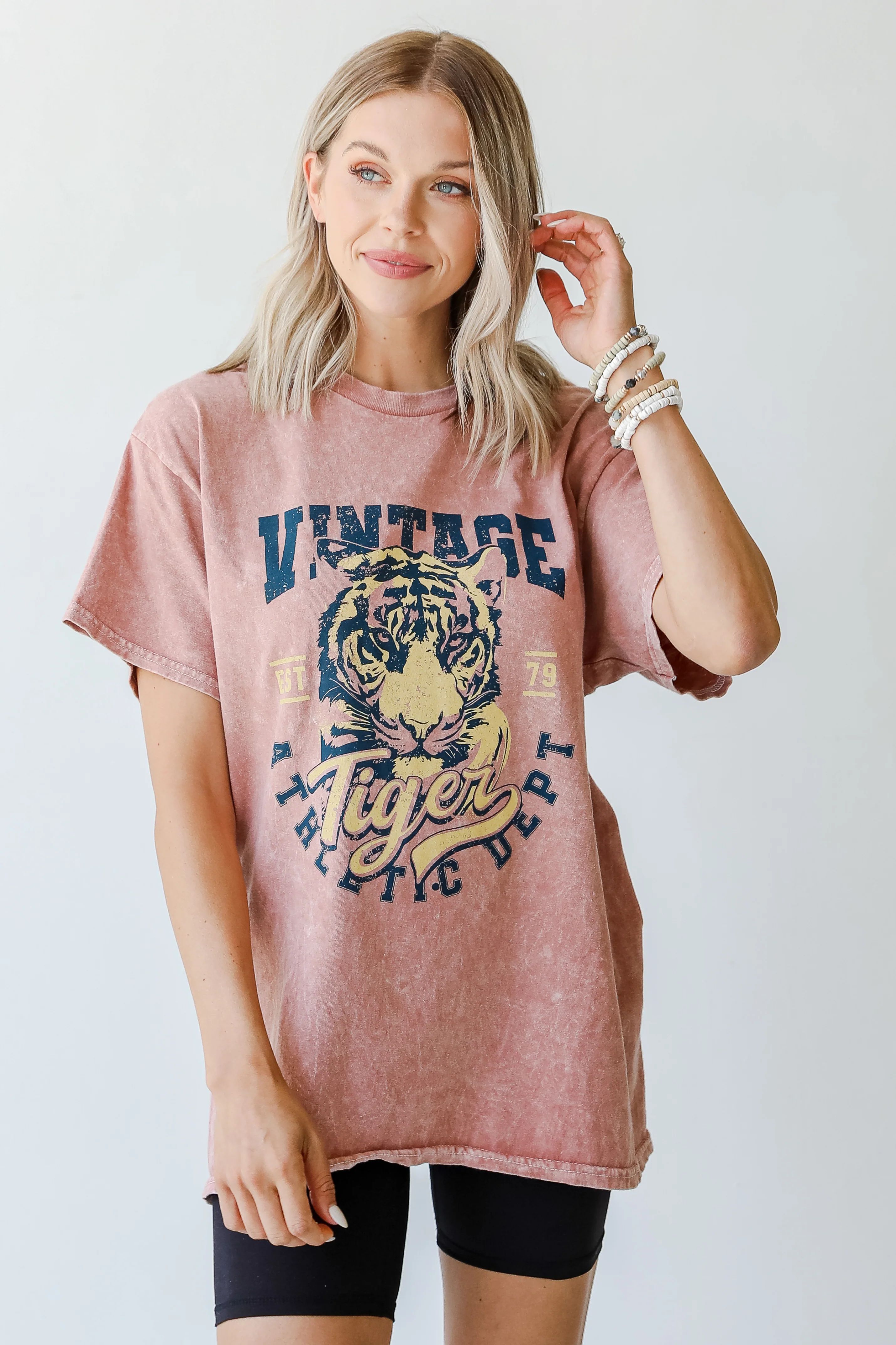 Vintage Tiger Tee | Dress Up