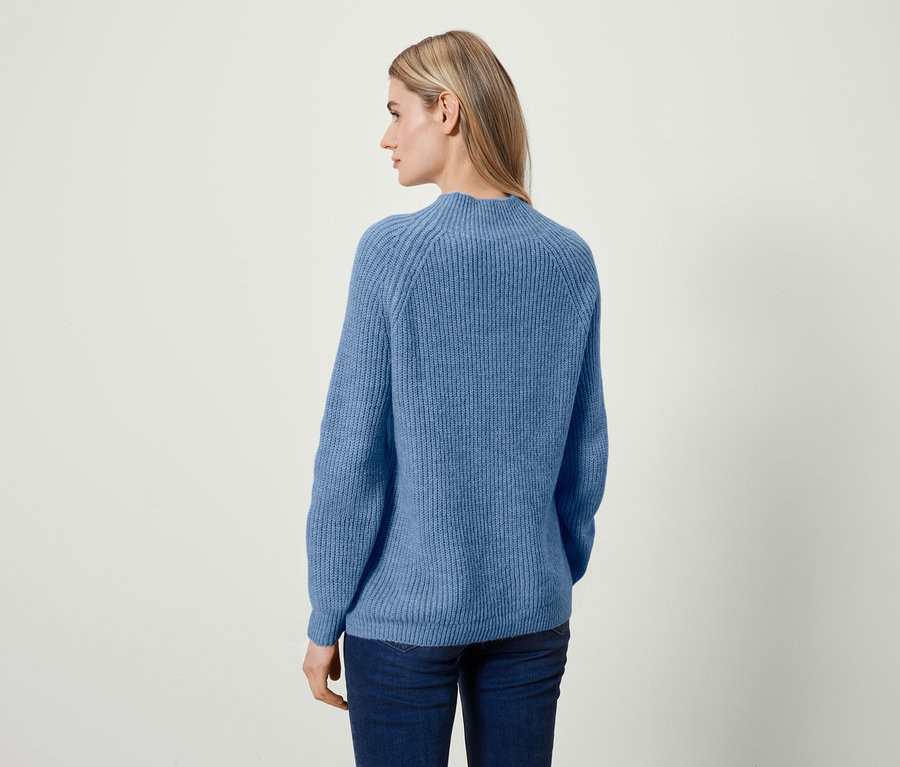Grobstrickpullover mit Stehkragen, blau bei Tchibo kaufen | 211699 | Tchibo (DE)