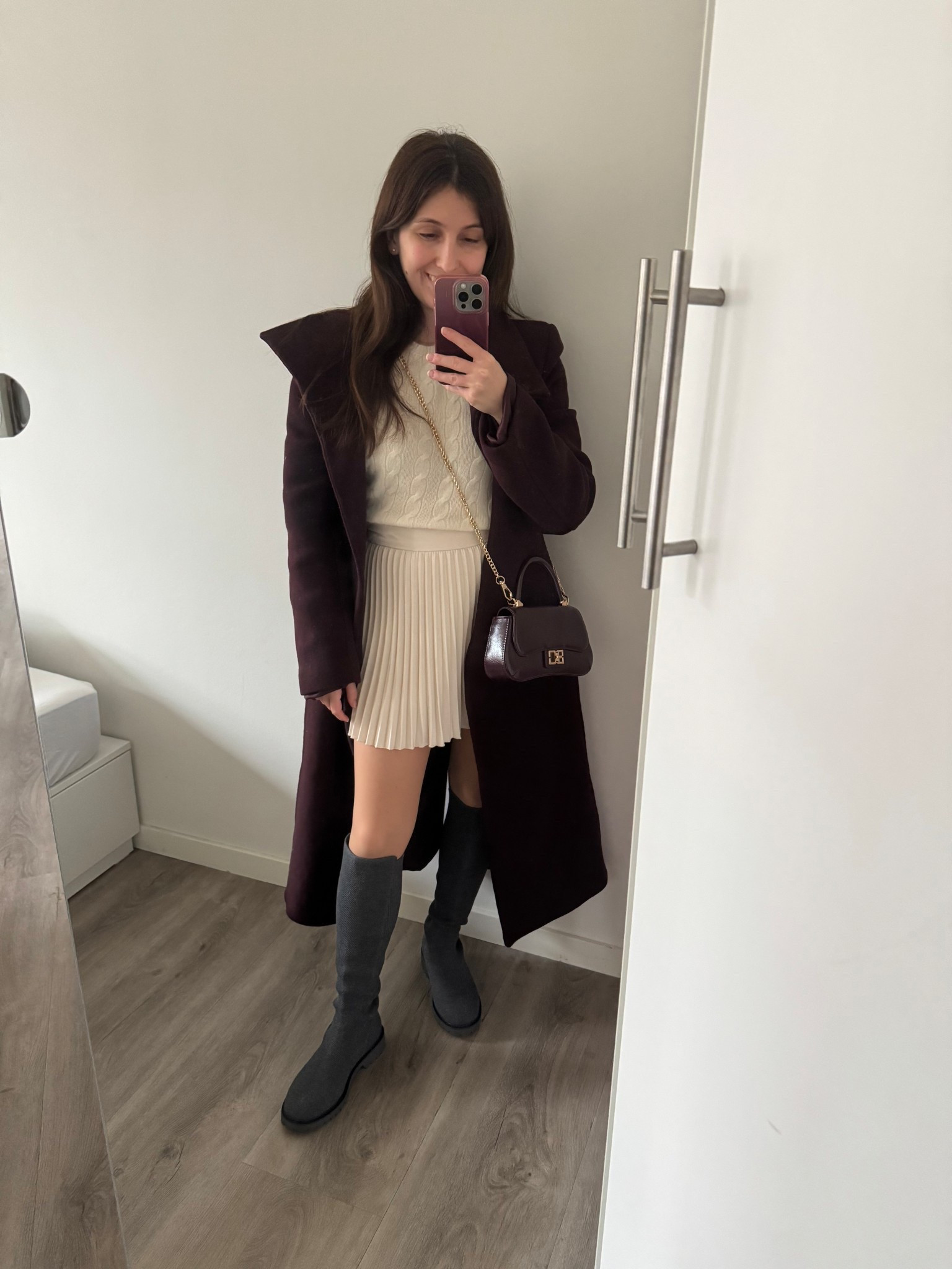Winter outfit in cream, plum and grey colours! This Mango coat is my most worn since September that I bought it! Goes with everything!

#LTKpetite #LTKwinter #LTKnederlands