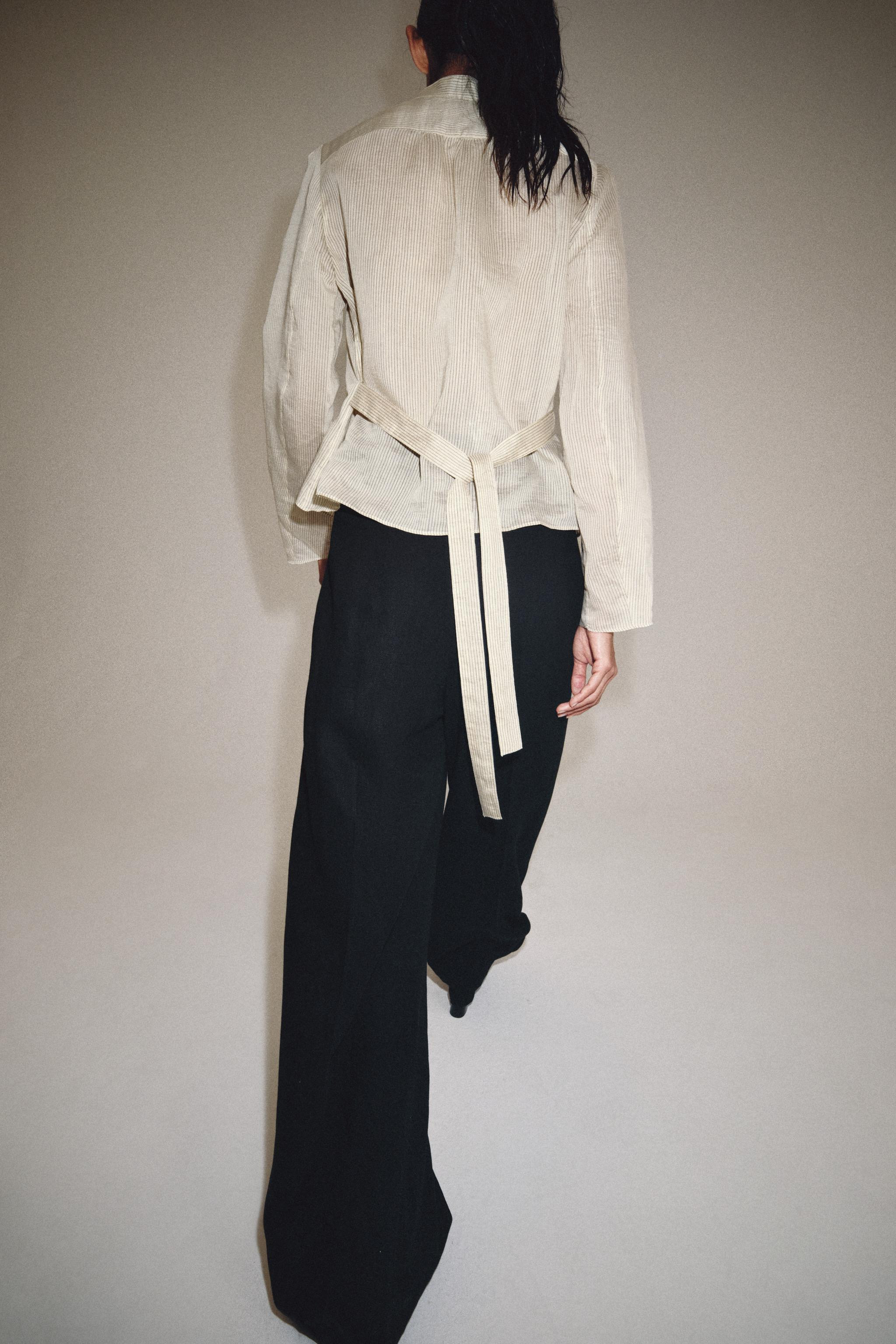 ZW COLLECTION HIGH-WAIST LINEN BLEND TROUSERS | Zara UK