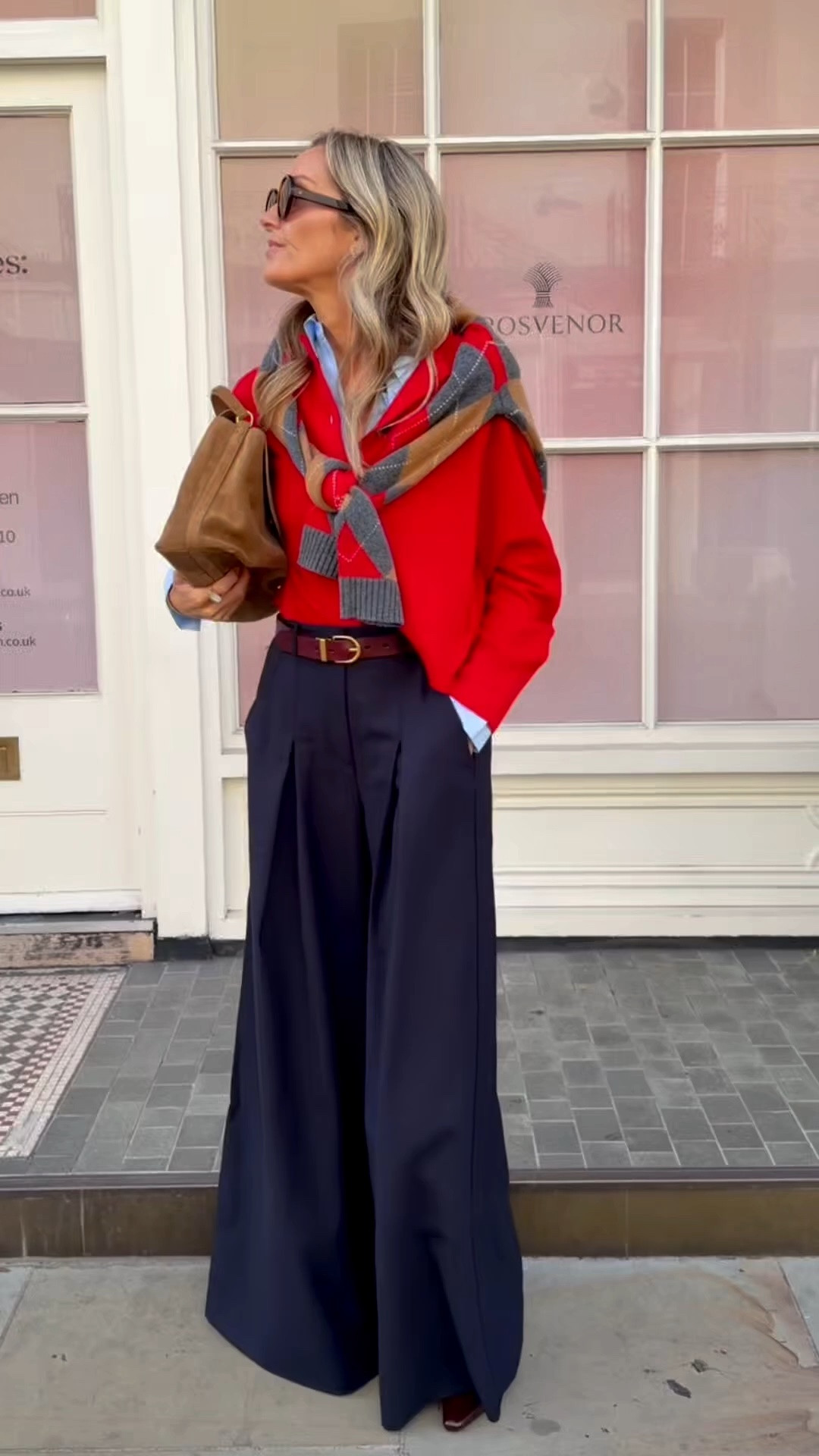 New season with @meandem 

Beautiful tailoring, clever layering, and plenty of those considered details ME+EM does so well. Three looks that feel perfect for shifting into the new season - polished, wearable and easy to mix into your wardrobe.
I took a 10 in the blazer and blue shirt, and an 8 in the skirt.
A 12 in the red jumper and 8 in both of the trousers. 
A 10 in the knitted top and 12 in the leather jacket.

AD