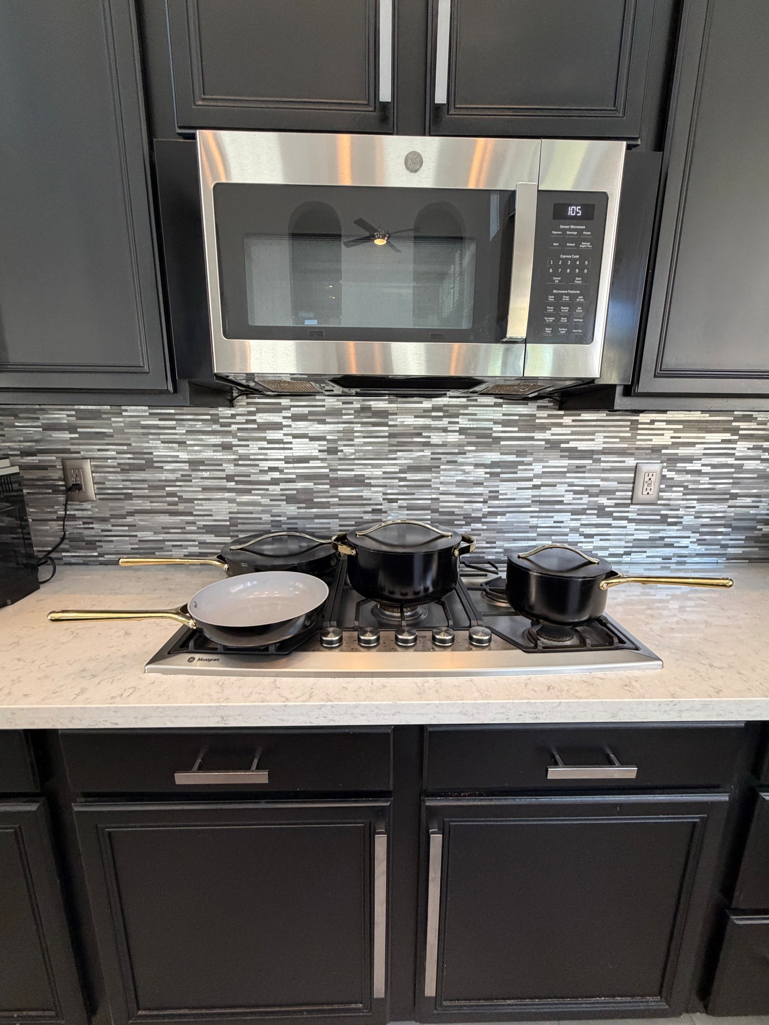 Holiday cooking and baking - 30% off caraway non stick, ceramic  cookware sets. If you need new non stick, non toxic cookware for Thanksgiving or the holidays Caraway Cookware 12 piece ceramic set comes with complimentary storage is plastic free, toxin free & they’re the prettiest non stick pots and pans to add to your kitchenware. Get them while there’s 30% off cookware sets! 

#LTKHome #LTKParties #LTKSaleAlert