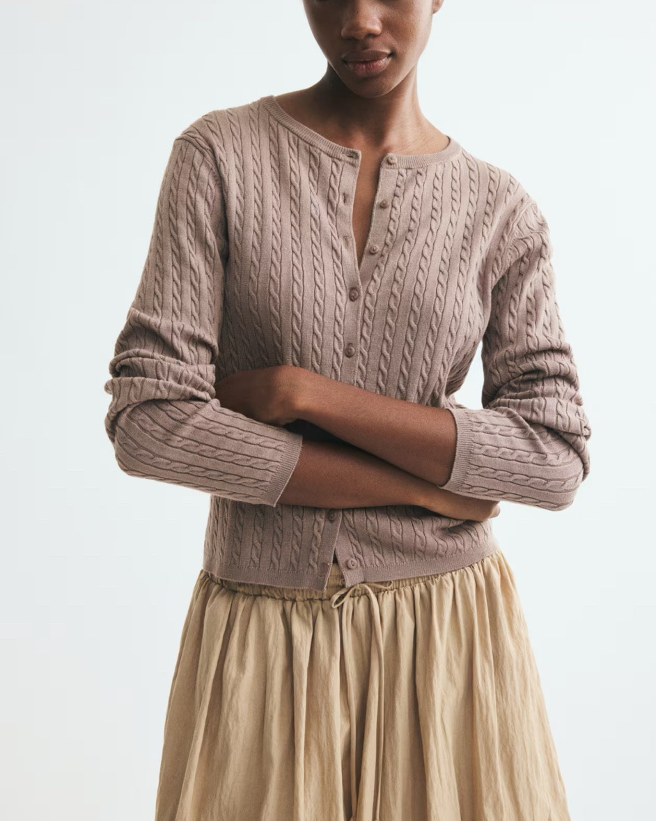 Taupe cable knit button up cardigan

#LTKSeasonal