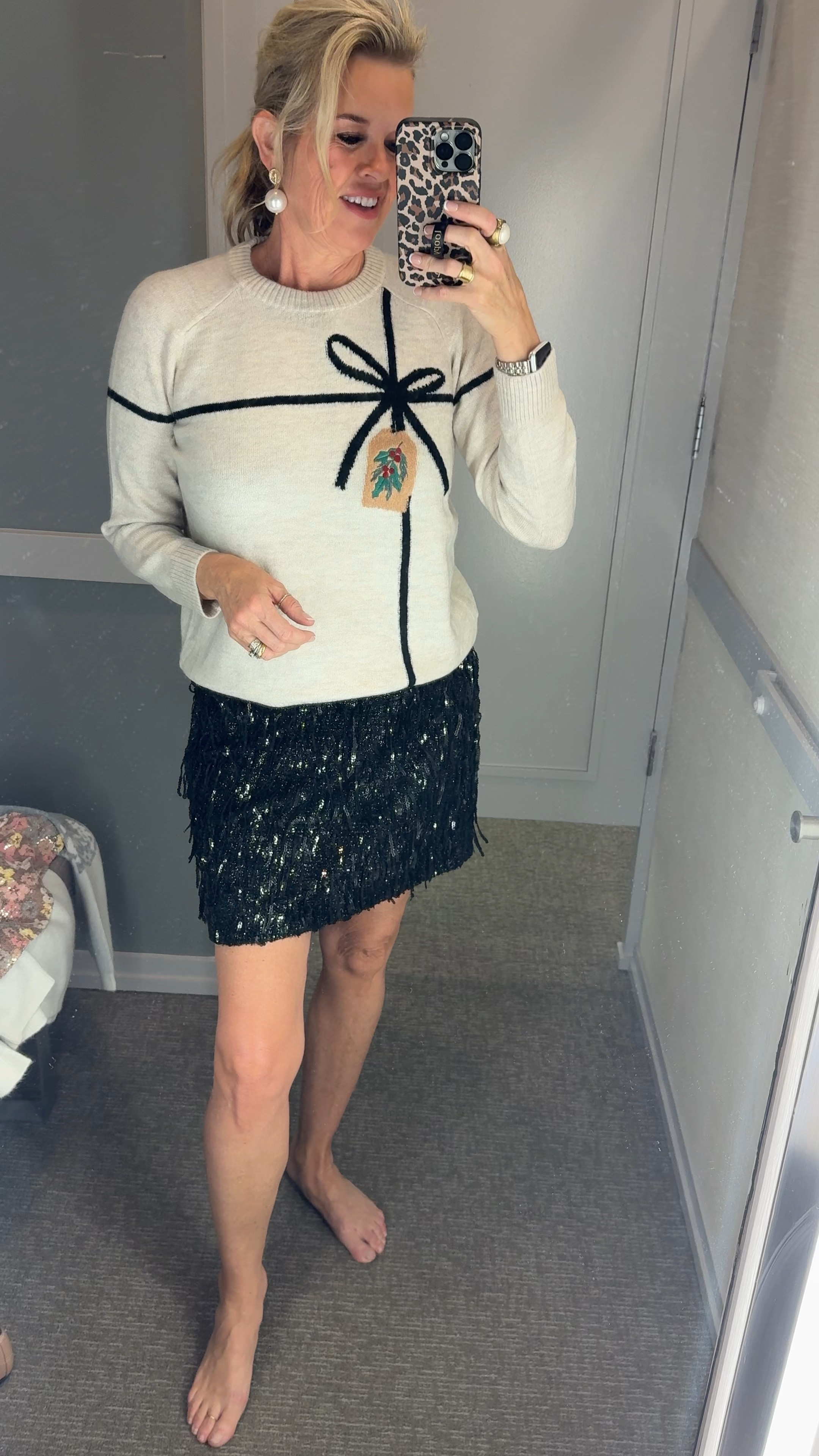 50% off sale Loft  entire store on the sale.

I found some new 
Holiday pieces that had to come home with me. 

This holiday sweater that feels like cashmere, fits tts is so soft and perfect for party season

I paired it with sequins skirt tahr is so cute. Fits tts I got the 4 

Great time to grab!


#LTKSaleAlert #LTKHoliday #LTKStyleTip