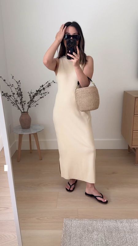Cream Nordstrom tank dress. So soft and comfy. Lays nicely along the body. Wearing the xs

Nordstrom tank dress xs
Beek sandals 35
Clare V bag
YSL sunglasses 

Spring outfits, summer outfits, dress, petite style, purse, sandals 

#LTKitbag #LTKSeasonal #LTKshoecrush