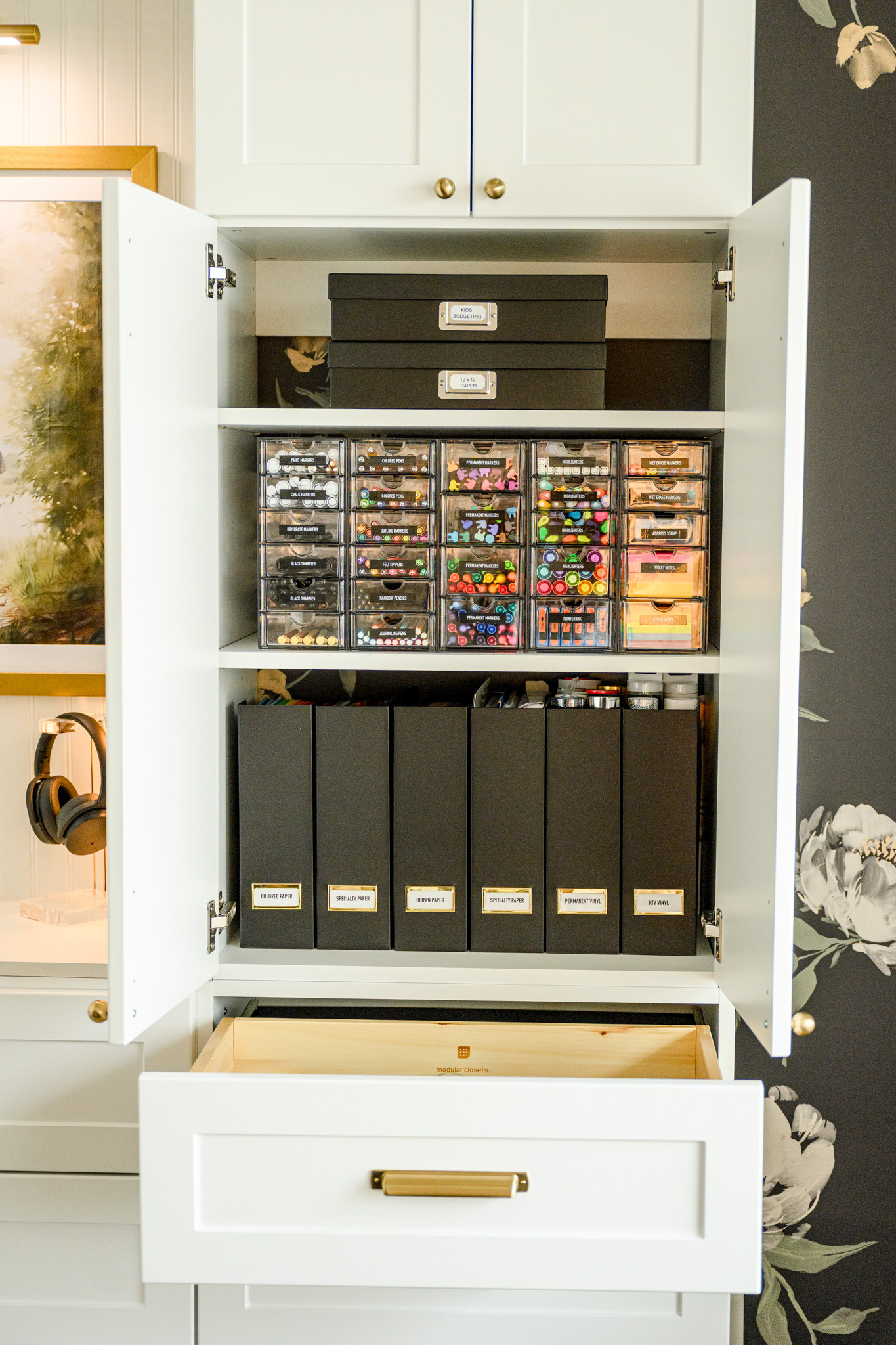 I'm obsessed with this method of organizing my office supplies! This is best system I've used by far and it's the easiest way to KEEP things organized! This also works well for kids art supplies, makeup and bathrooms!
#officeorganization #kidsartsupplies #wh #workfromhome

#LTKKids #LTKHome #LTKFamily