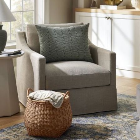 New Studio McGee! I love these baskets, they are the perfect neutral shade.

Target, Baskets, Home Decor, Planter, Living Room, Studio Mcgeee

#LTKhome #LTKfindsunder50