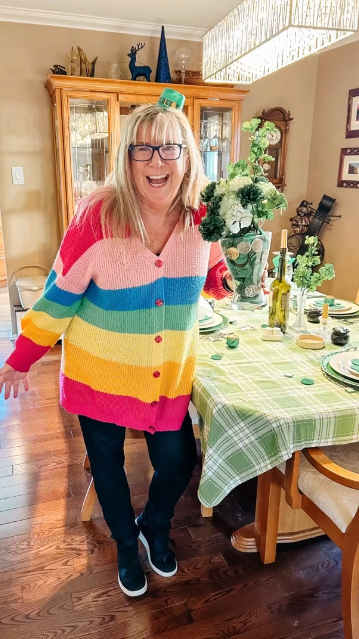 A little fun with the Irish with a cute coin centrepiece. 



#LTKhome #LTKSeasonal #LTKVideo