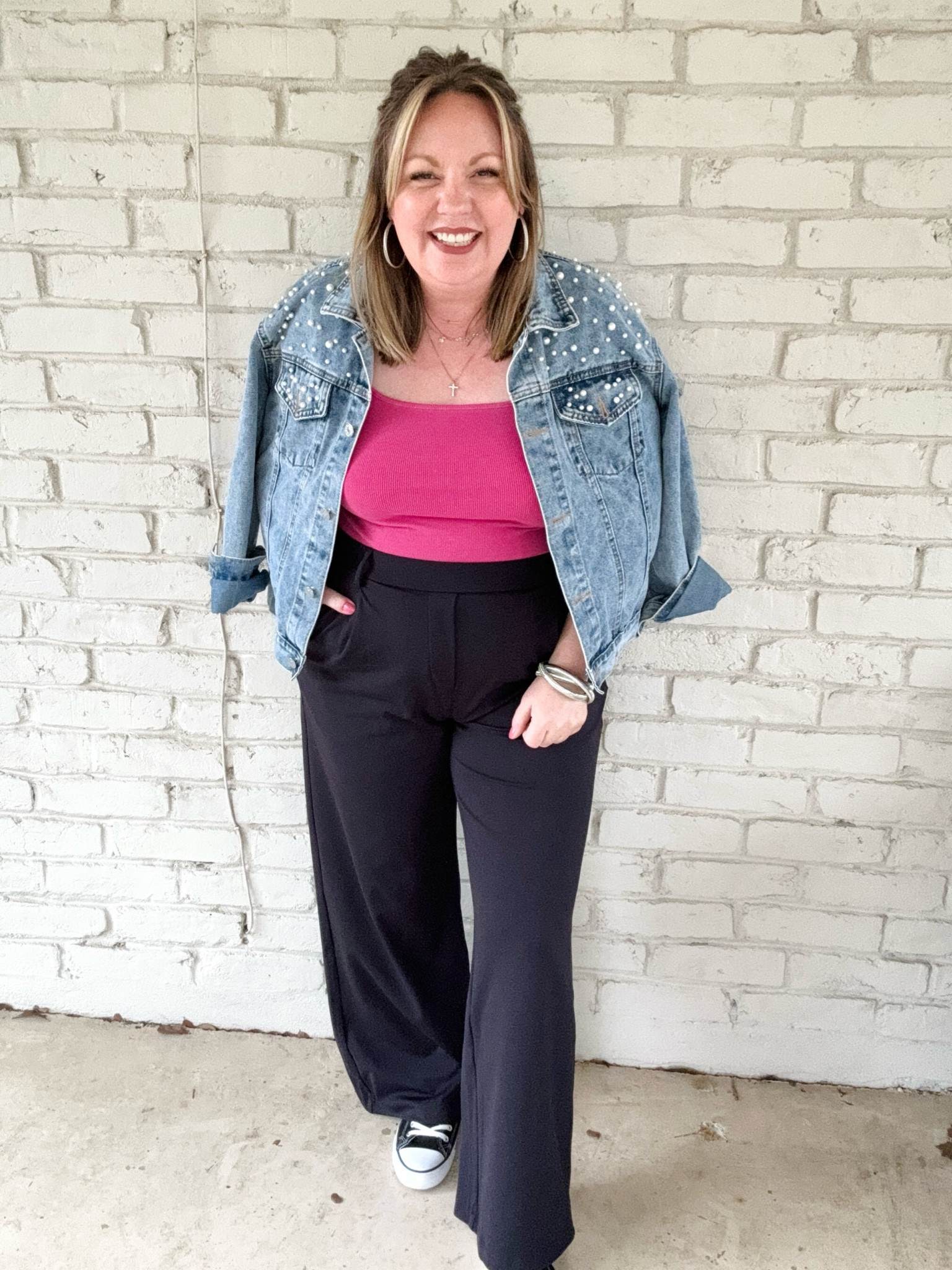 Large everything! 

#LTKover40 #LTKmidsize #LTKfindsunder50