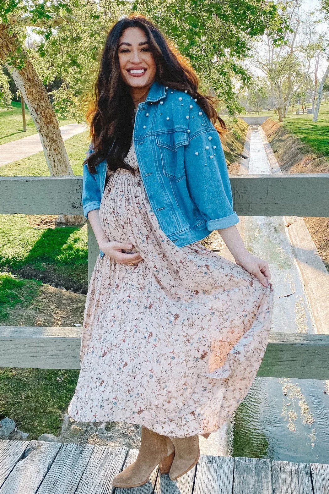 Beige Floral Pleated Short Sleeve Chiffon Maternity Midi Dress | PinkBlush Maternity