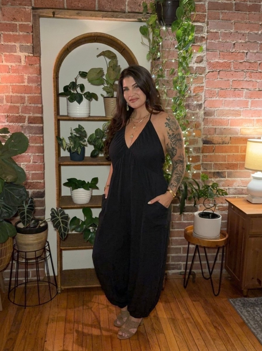 CUPSHE Romper - perfect for any occasion! 

#jumpsuit #fashion #midsize #fashionover40 #founditonamazon

#LTKOver40 #LTKootd #LTKMidsize
