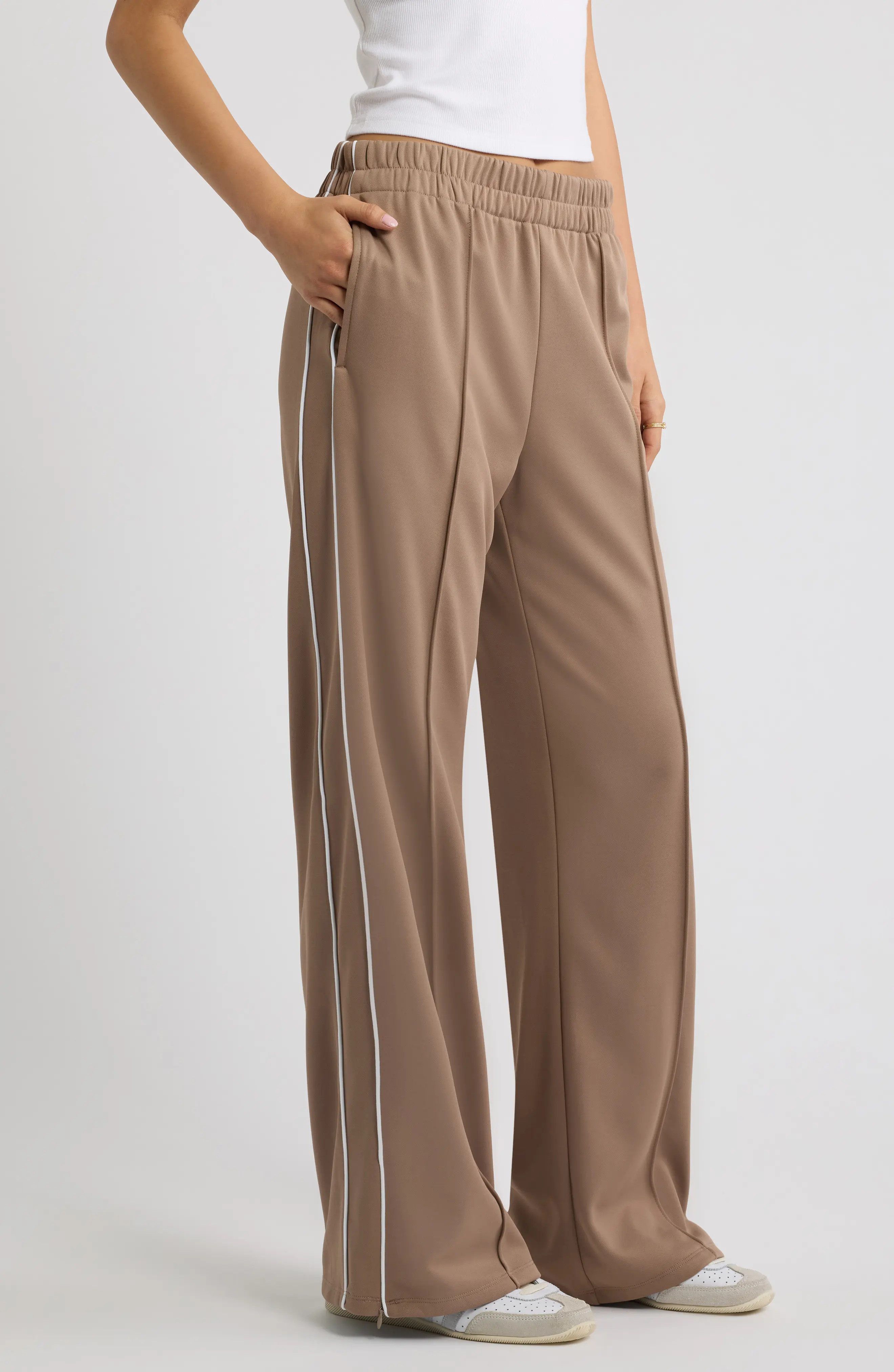 BP. High Waist Fleece Track Pants in Ivory at Nordstrom, Size X-Small | Nordstrom