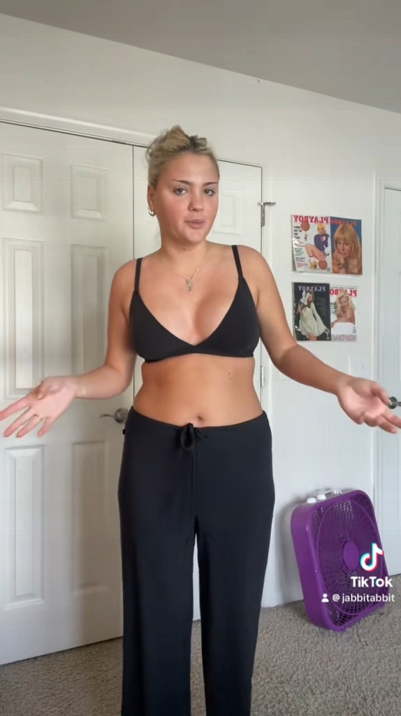 Skims set fully from skims! Kim k got me right for real. Midsize fashion. #midsize #lowwasted 

#LTKSeasonal #LTKVideo #LTKsalealert
