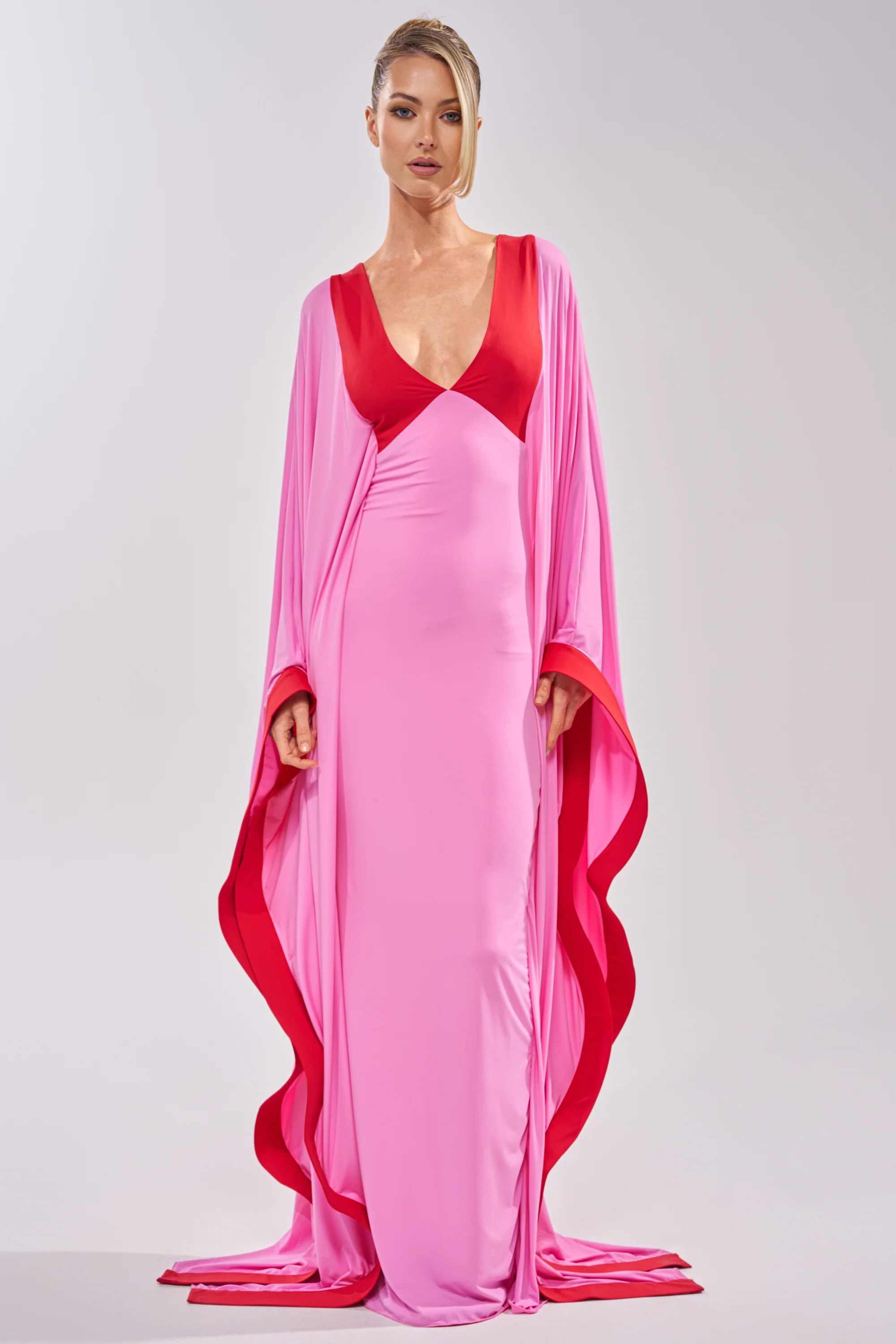 GUEST OF HONOR BODYCON MAXI DRESS IN PINK | AKIRA