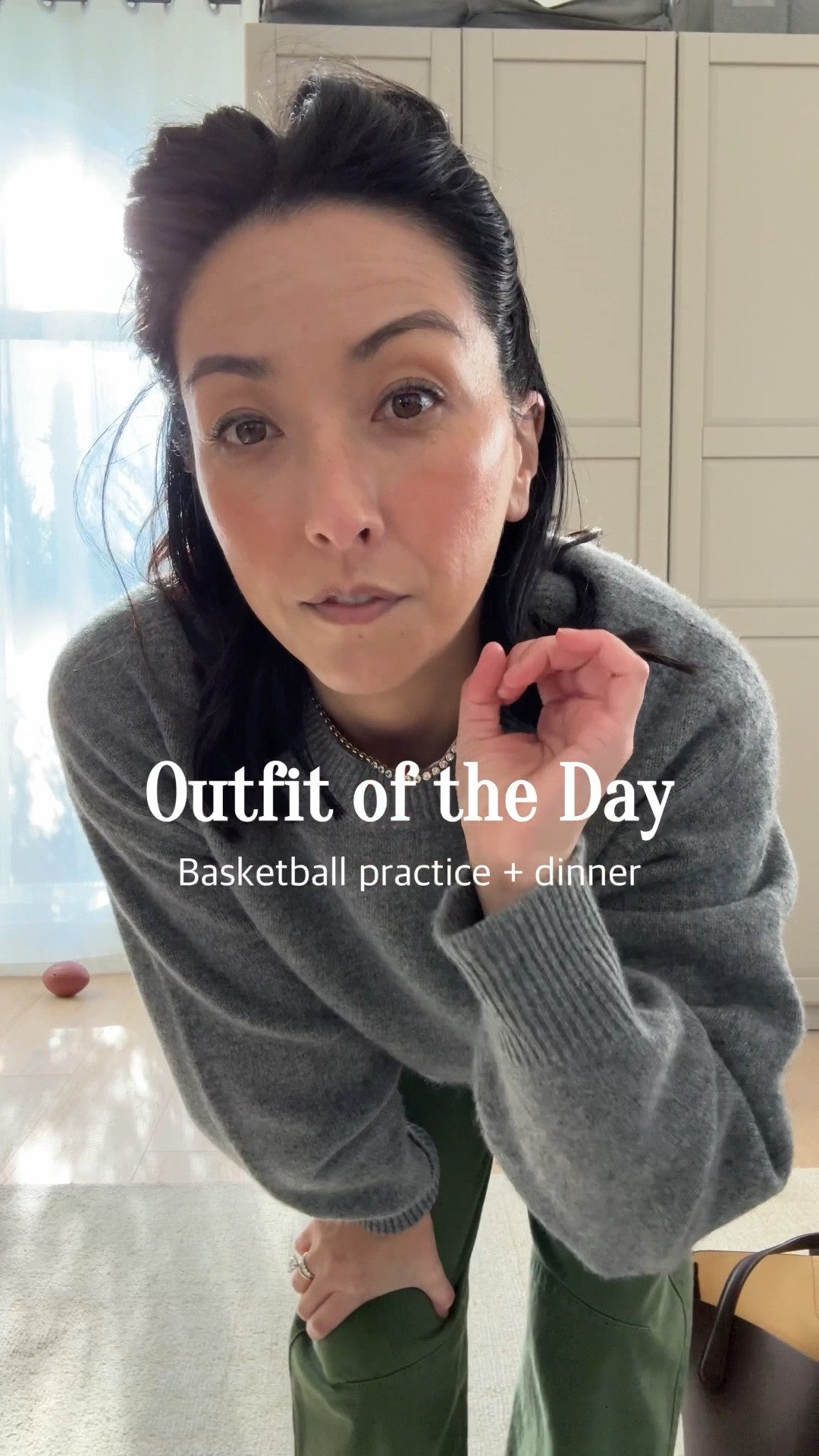 What I wore to basketball practice and dinner

Banana Republic coat petite xs - old, linked similar
Everlane box cut tee medium
Aritzia cashmere sweater xs
Velvet green pants 2 - old, linked similar
Aritzia socks
Dolce Vita sneakers 6 - run small
Dorsey James necklace 15"
Celine sunglasses
Mansur Gavriel tote

#LTKgrwm #LTKPetite