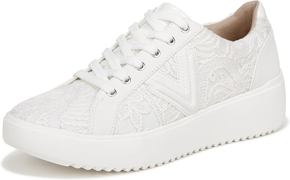 Vionic Women's Kearny Lace Up Sneaker | Amazon (US)