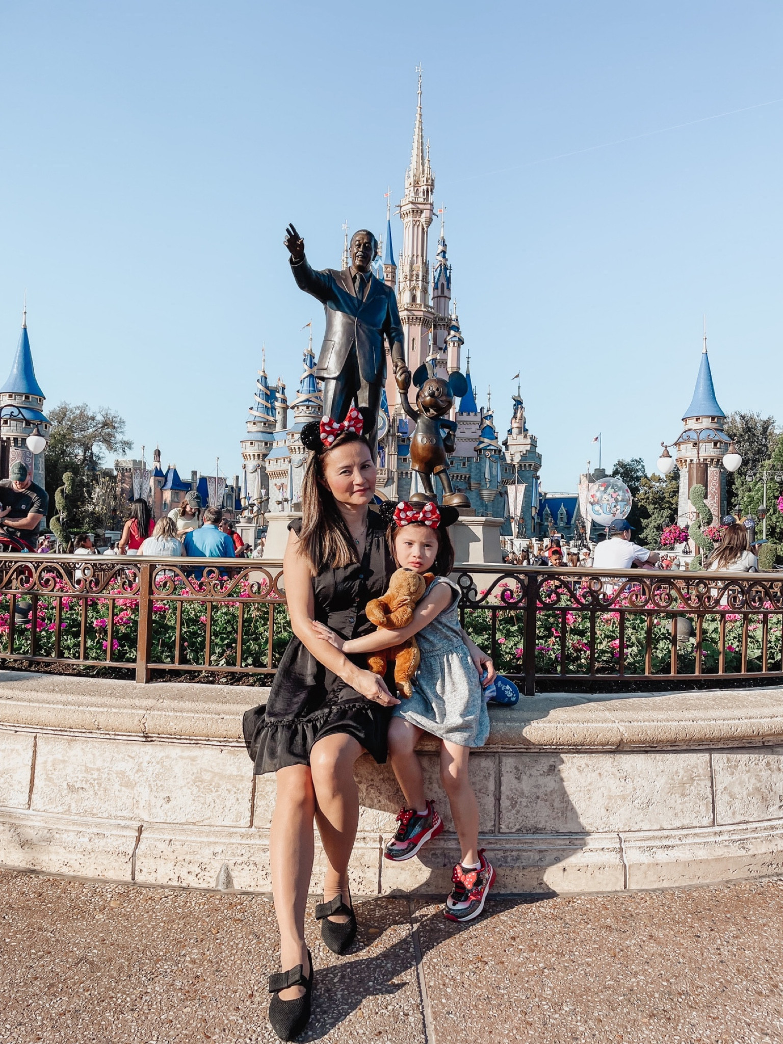 🐭🐭 🏰 #waltdisneyworld 

📝Read my blog www.LinhyBanh.com about MAGIC KINGDOM REVIEW: 4 DAYS OF FUN IN ORLANDO 

#LTKFind #LTKtravel #LTKstyletip