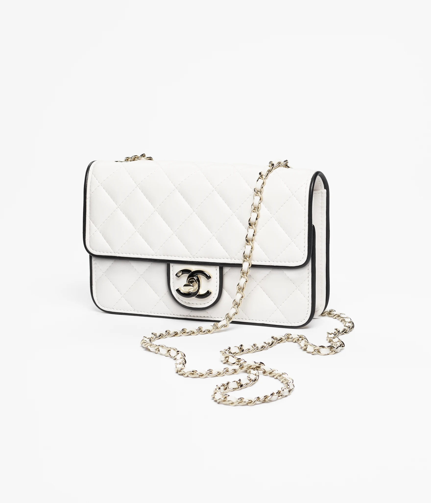 Wallet on Chain - false,  &mdash; Fashion | CHANEL | CHANEL | Chanel, Inc. (US)
