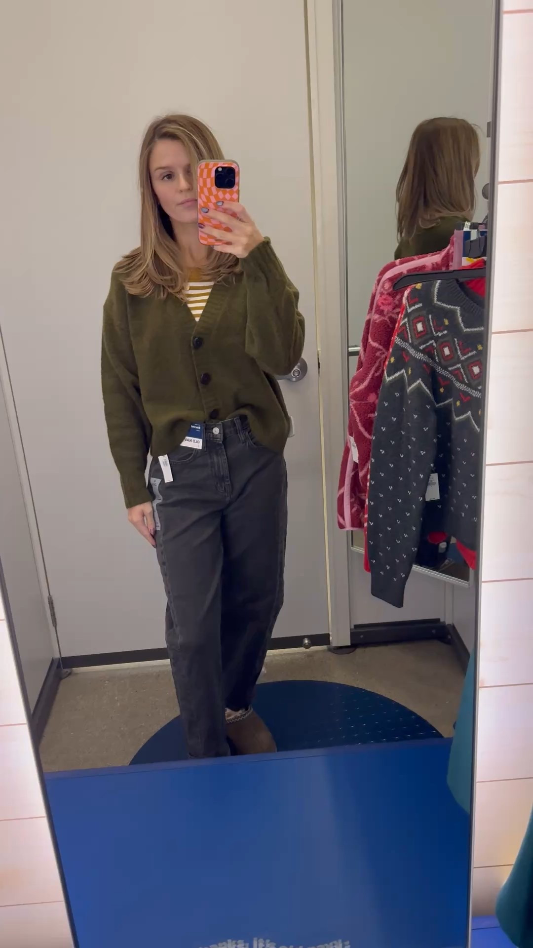 Barrel jeans and another cute + cozy sweater from Old Navy! 🤍✨

They have such great quality items for the price point! 

#LTKootd #LTKHoliday #LTKmomlife