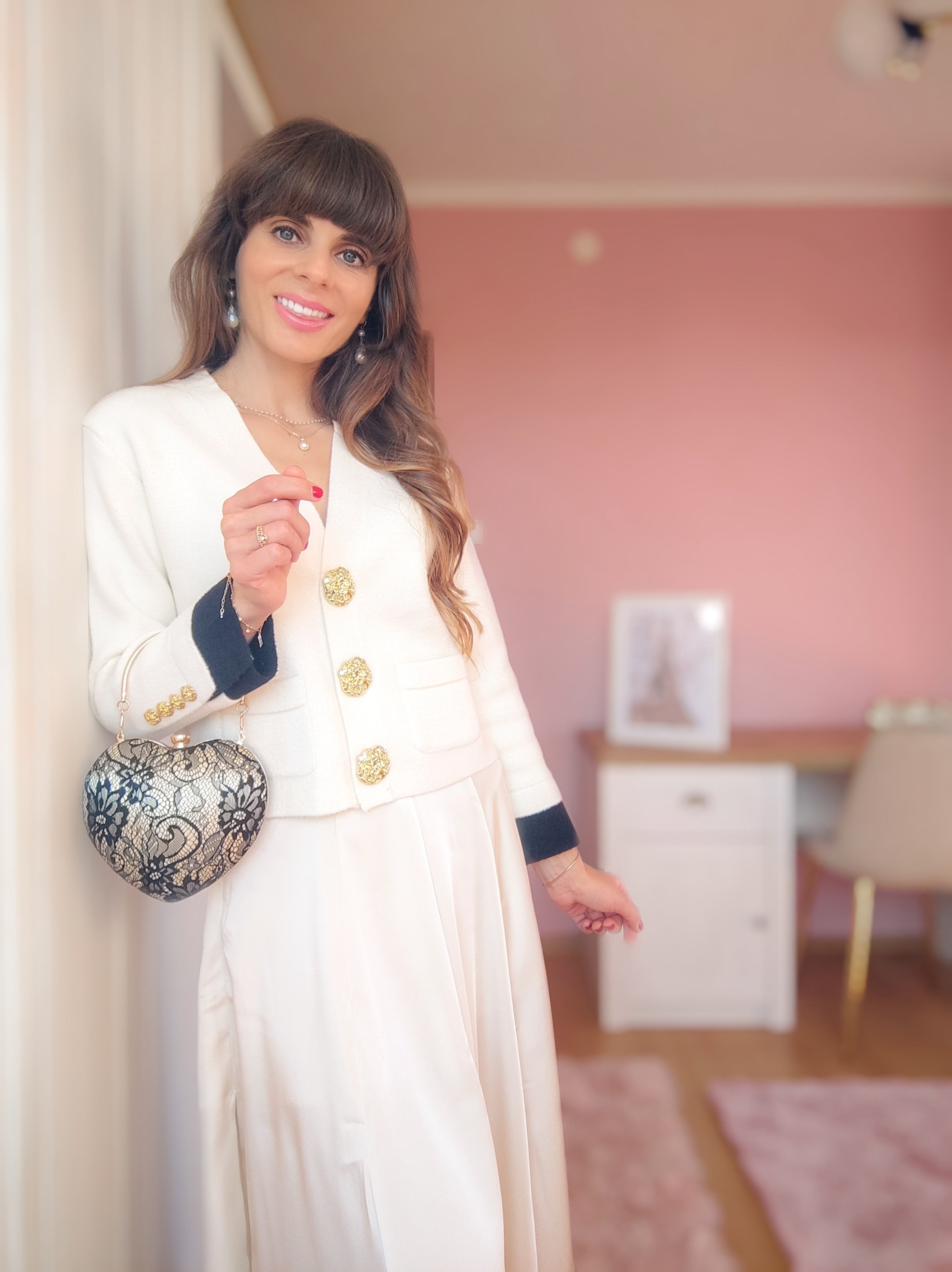 Cardigan & satin skirt 🤍✨ White cardiganGold button cardiganChicwish cardiganSatin skirtWhite satin skirtHeart shaped bagPearl jewelry Elevated fall outfits Elevated winter outfitsAll white outfitsCream outfitsClassy style Classy outfitsElegant style

#LTKStyleTip #LTKFindsUnder50 #LTKSeasonal