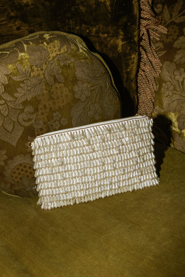 Glamorous Vision White Pearl Fringe Crossbody Bag | Lulus