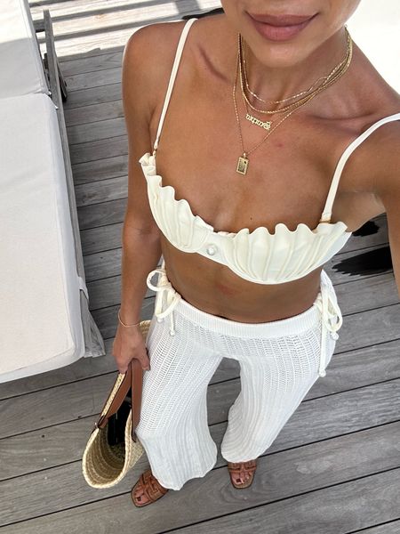 Beach club outfit 🤍 wearing a size Small in swim top and swim bottom and a Small in coverup pants! Code NENA20 for 20% off Electric Picks jewelry 






Vacation outfit, pool outfit, beach outfit, st Barths, honeymoon outfit, bridal swimsuit 

#LTKstyletip #LTKswim