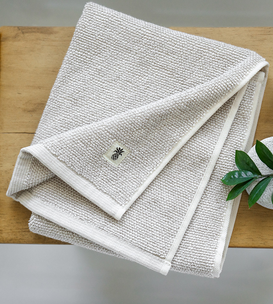 Bamboo Two-Tone Bath Towel | Cariloha