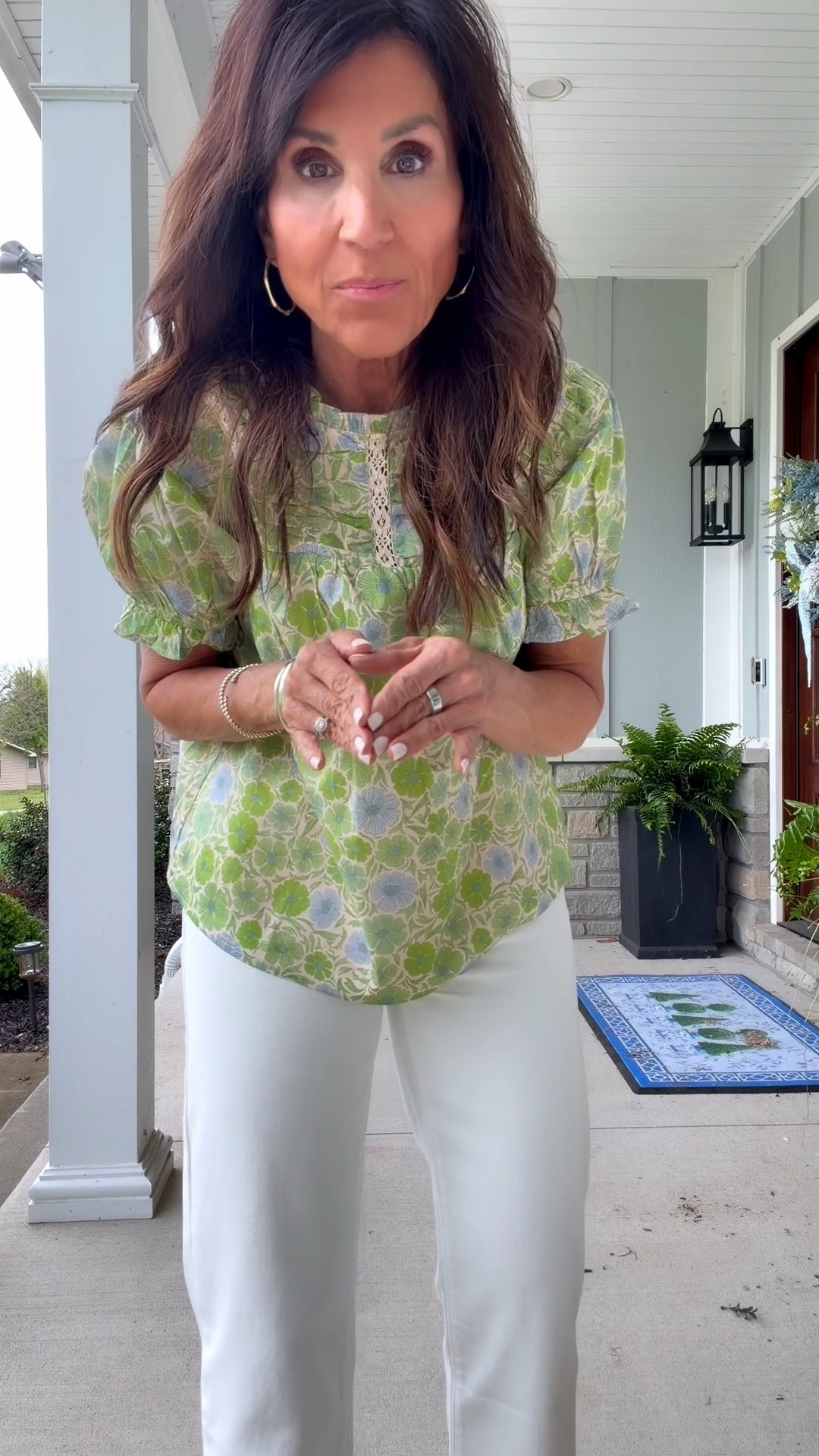 New Arrivals from AVARA

Top - Small
Jeans - 27

#avaraista @Avara 

#LTKSeasonal #LTKOver40