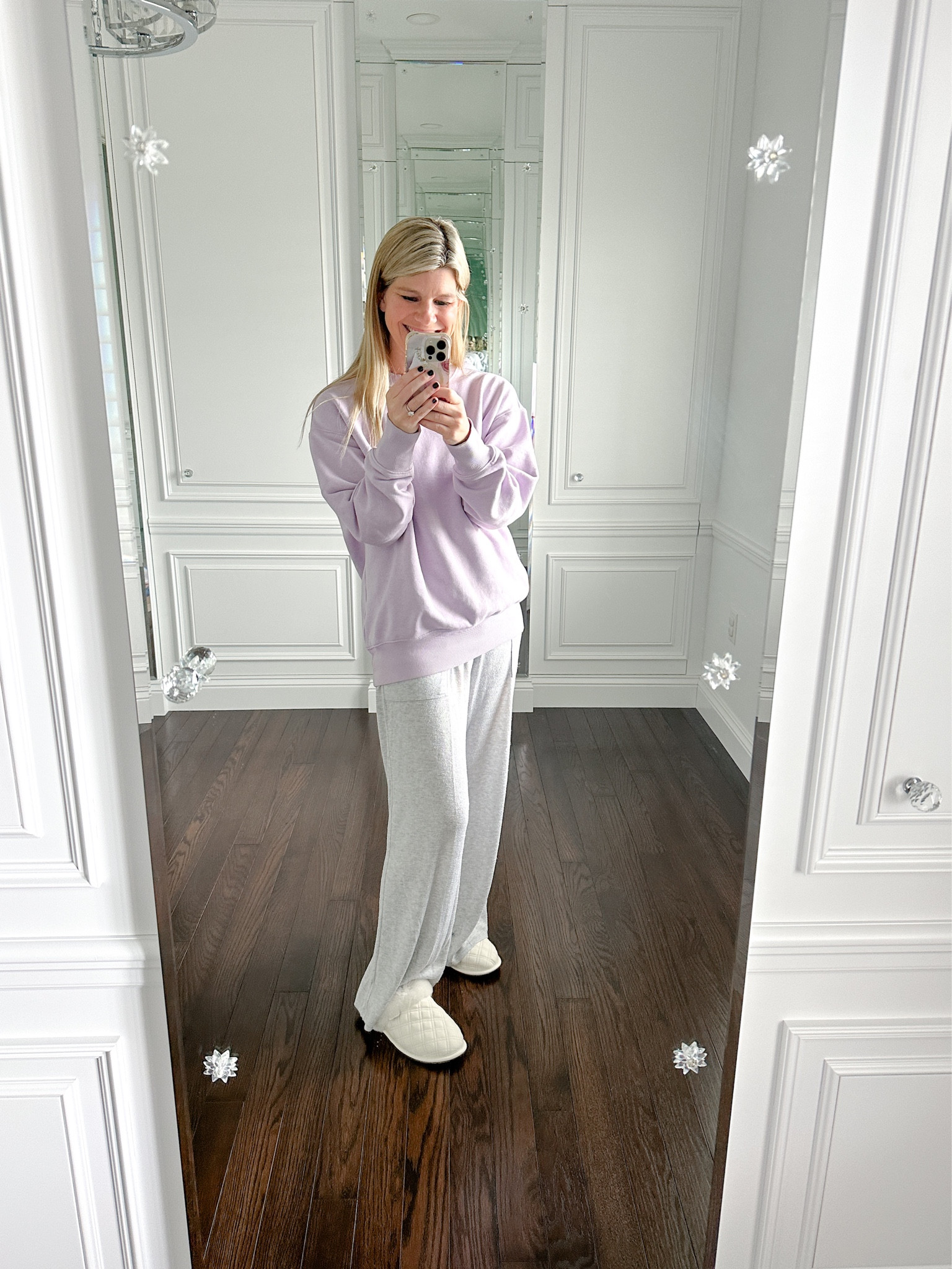 Cozy “house pants” and oversized crewneck.  My go to house uniform.

Nike | House pants | mom uniform | mom fit | cozy vibes 

#LTKstyletip #LTKfitness #LTKfindsunder50