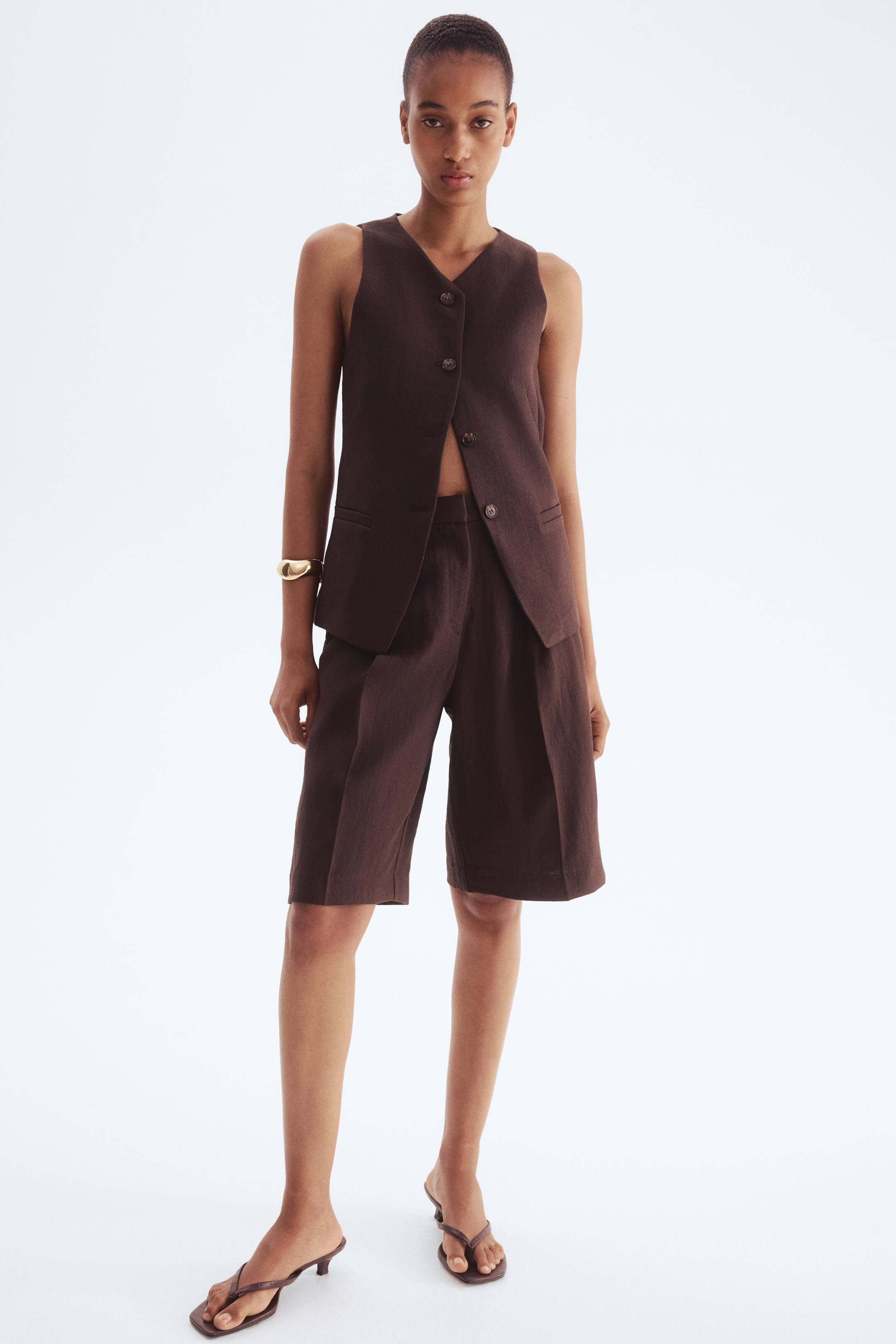 Bermuda shorts | H&M (UK, MY, IN, SG, PH, TW, HK)