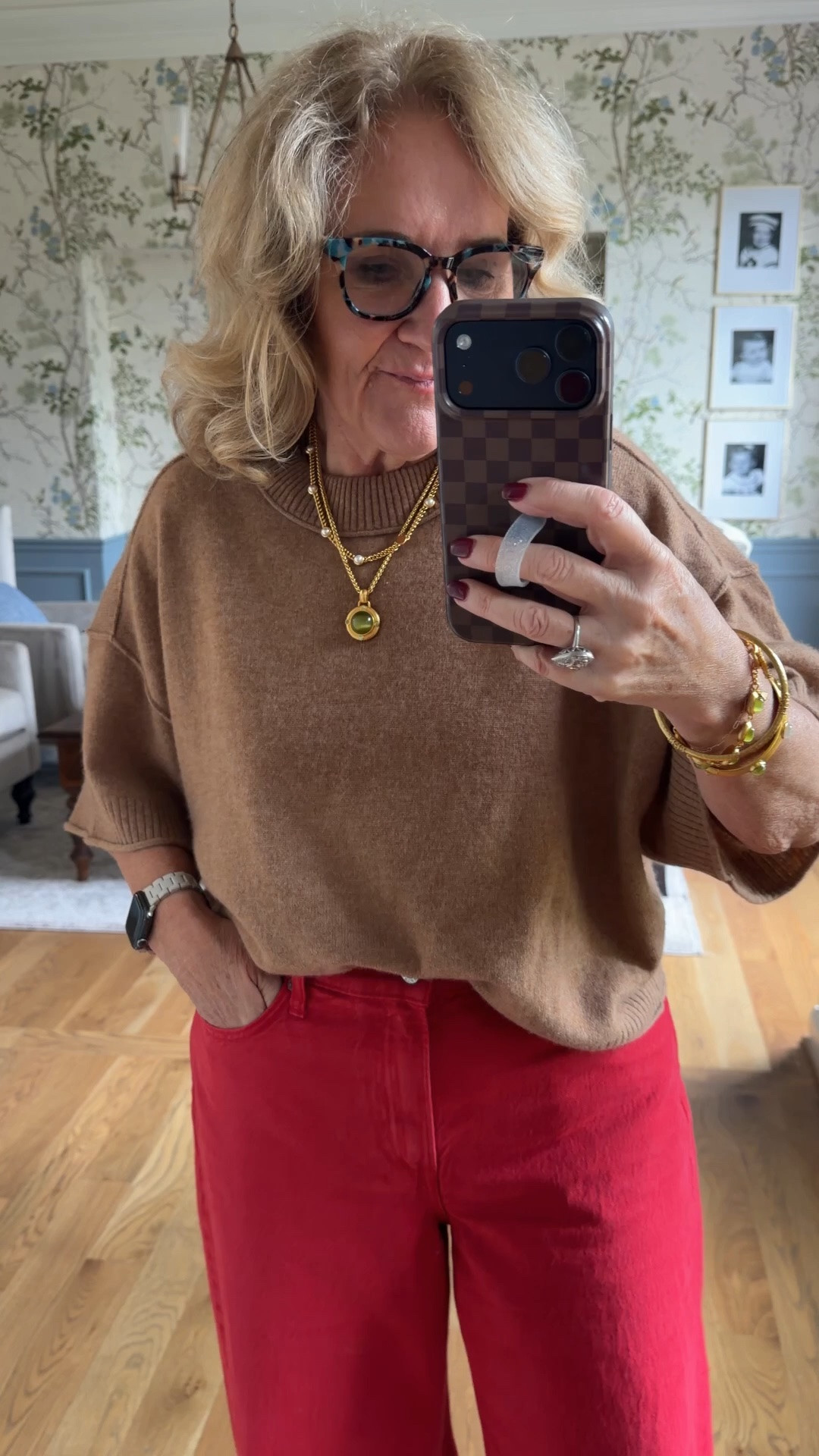 20% off Abercrombie through my links here and code 
Jeans 29 short 
Cashmere sweater med