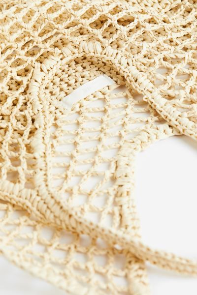 Crochet-look shopper | H&M (UK, MY, IN, SG, PH, TW, HK)