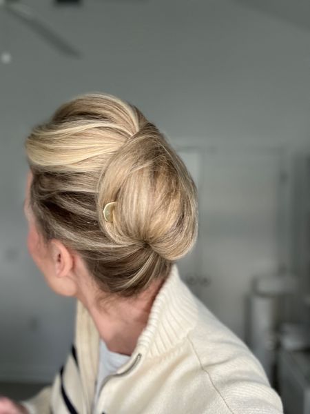Perfect way to tame your frizz! Put your hair up In a French Hair Pin 

#LTKworkwear #LTKbeauty #LTKover40