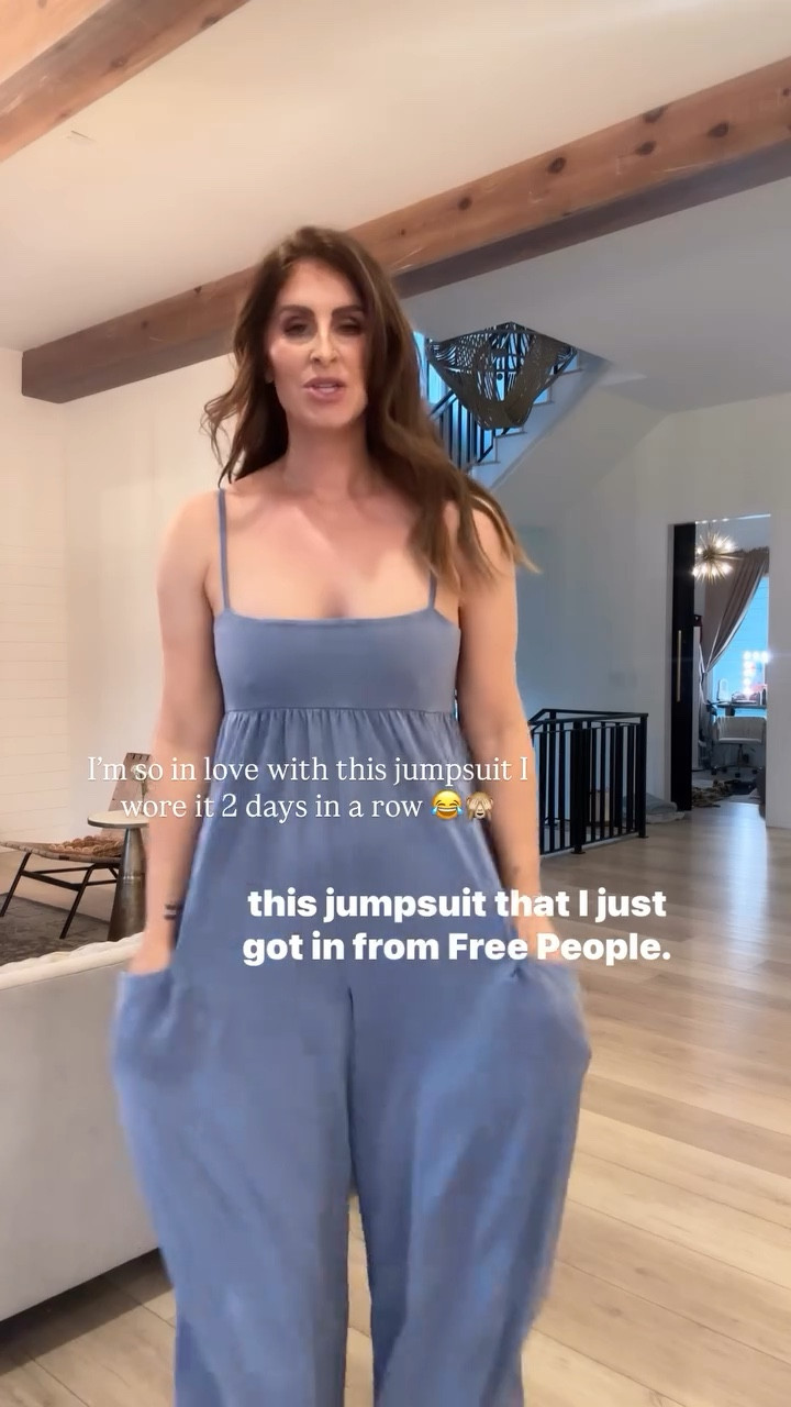 I’m so in love with this jumpsuit I wore it 2 days in a row 😂🙈