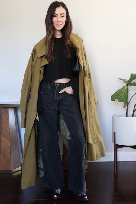 Green trench coat and wide leg jeans #widelegjeans 

#LTKSeasonal #LTKstyletip