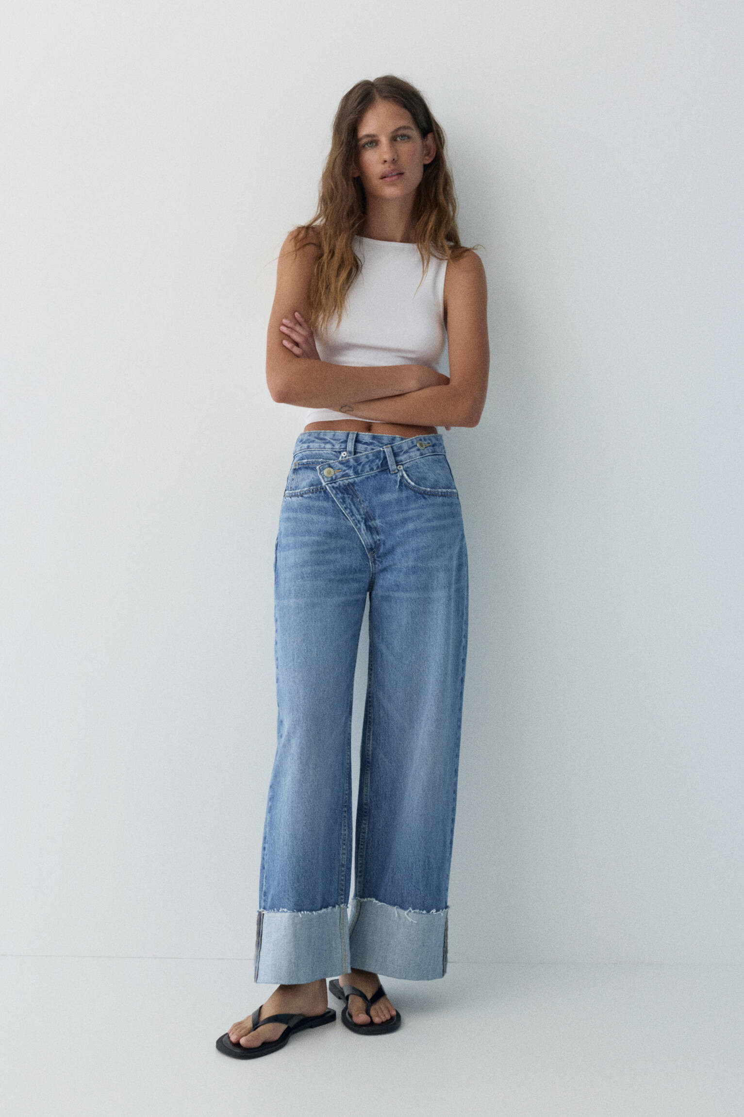 Baggy jeans with crossover waistband - Pull&Bear United Kingdom | PULL and BEAR UK