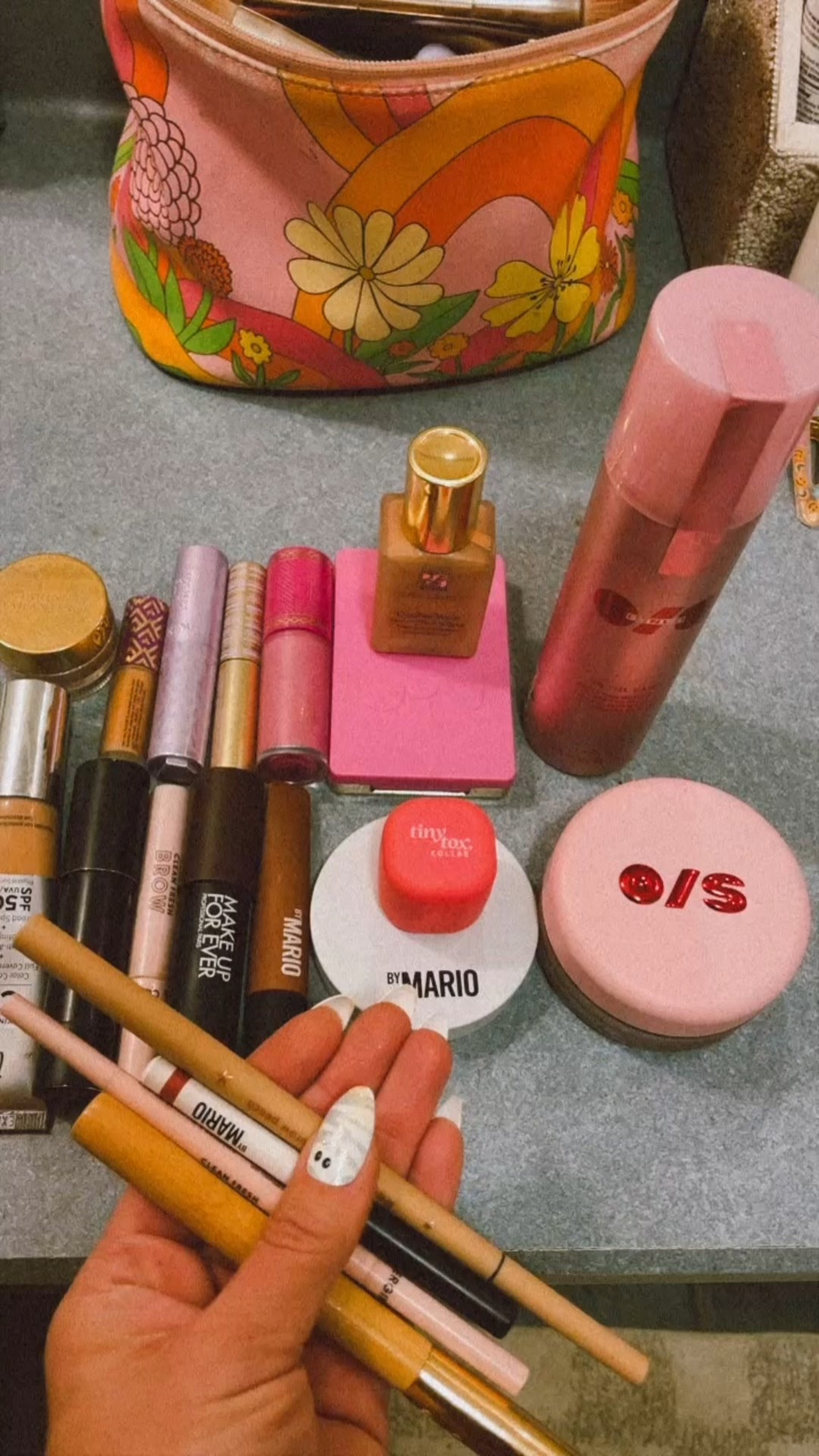 mini makeup haul and some of my all time favorites!

Today only this Estée Lauder foundation is 30% off- this is my go to for day to day and layered for into the night complete coverage!! Worth every penny! 

Sephora
Make up 
Ulta
One Size
Makeup by Mario
Estée Lauder 
Beauty finds
Sale
Black Friday
Extended sale

#LTKBeauty #LTKCyberWeek #LTKGiftGuide