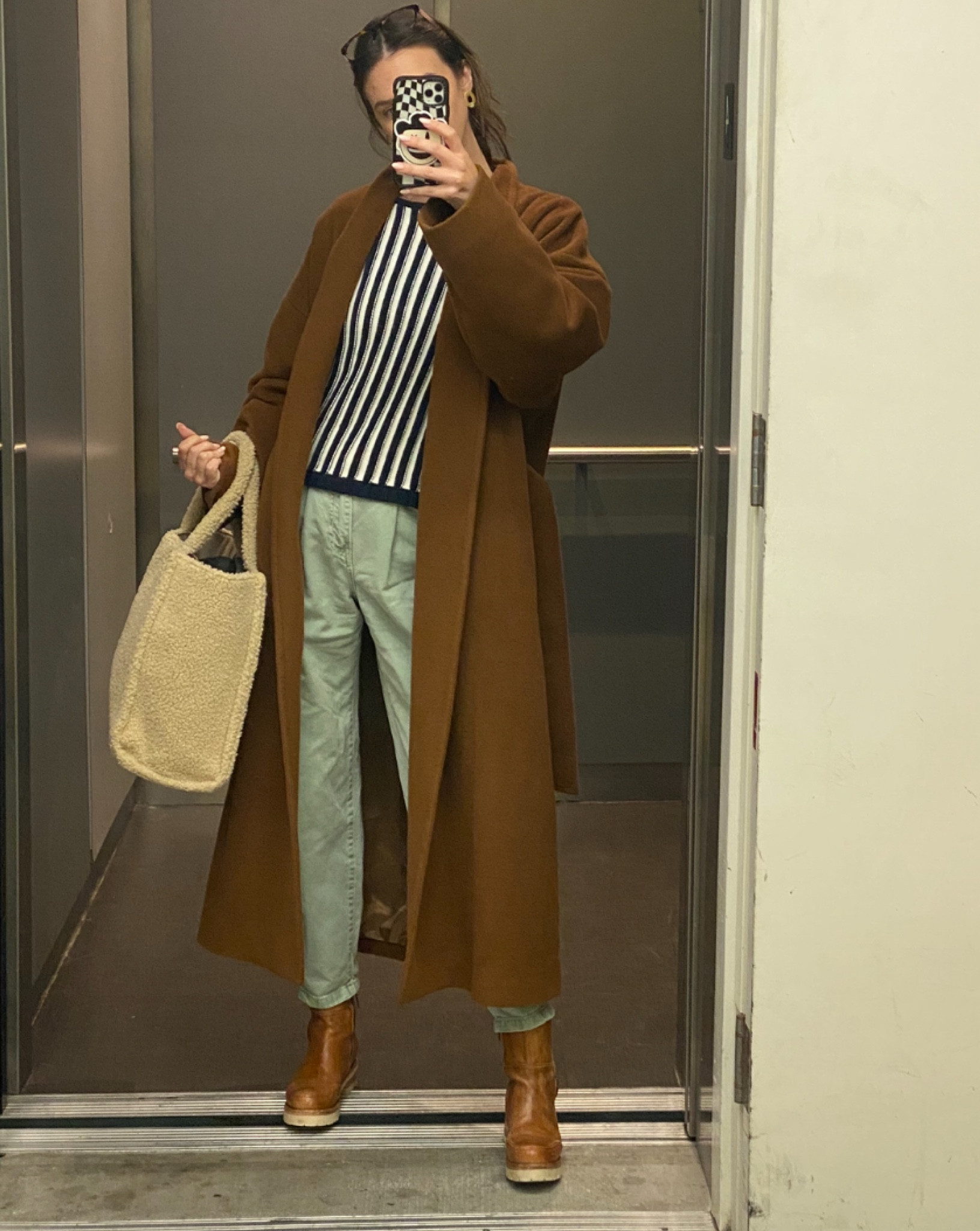 The long brown wool coat of my dreams. The Wilfred line at Aritzia is an absolute favorite of mine! The quality is amazing for their price point 🤎

#LTKHoliday #LTKstyletip #LTKSeasonal