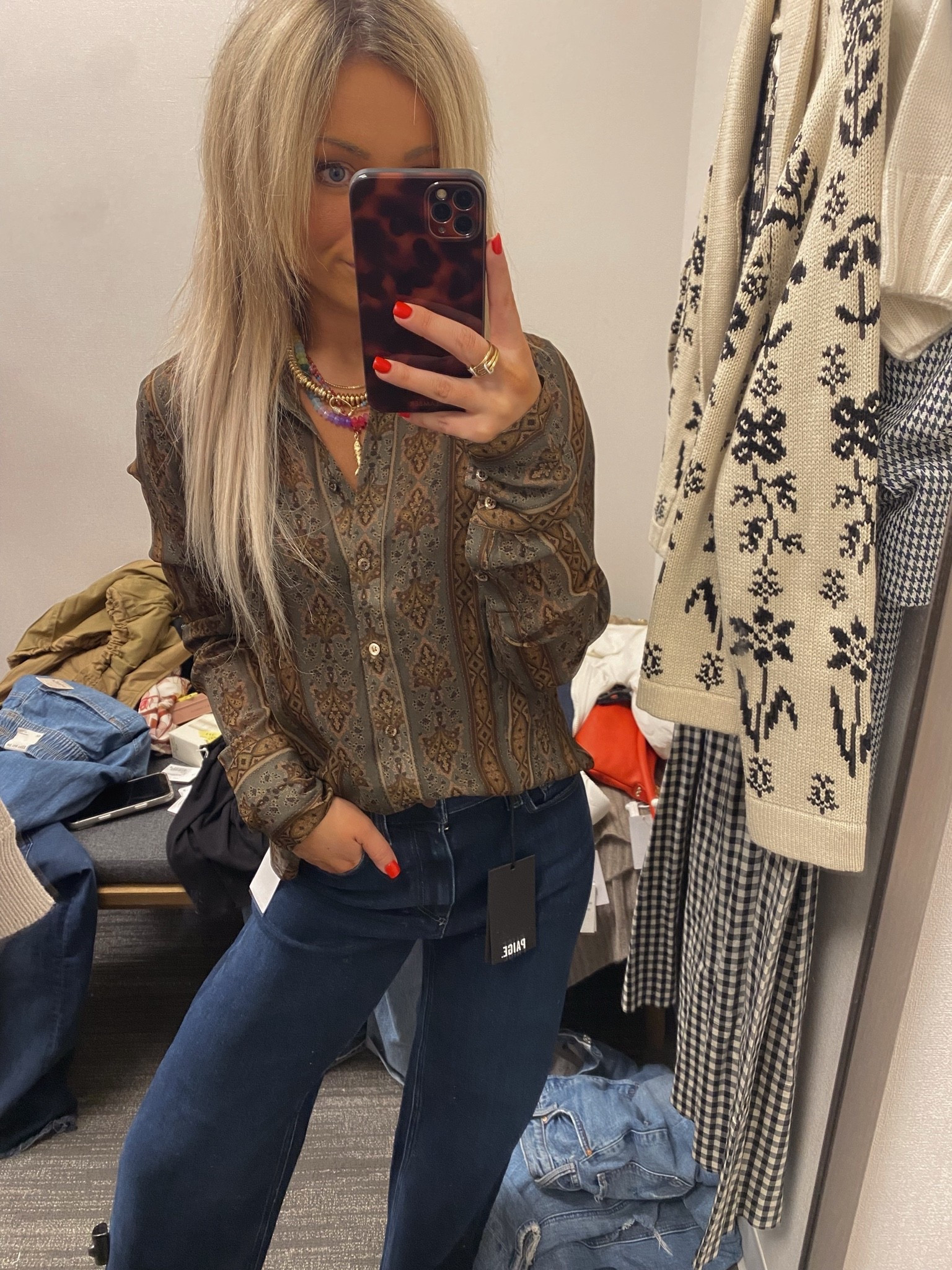 Loving this blouse from PAIGE ✨

Top: 2
Jeans: 24

N Sale, Nordstrom Anniversary Sale, Early Access, Sale Alert